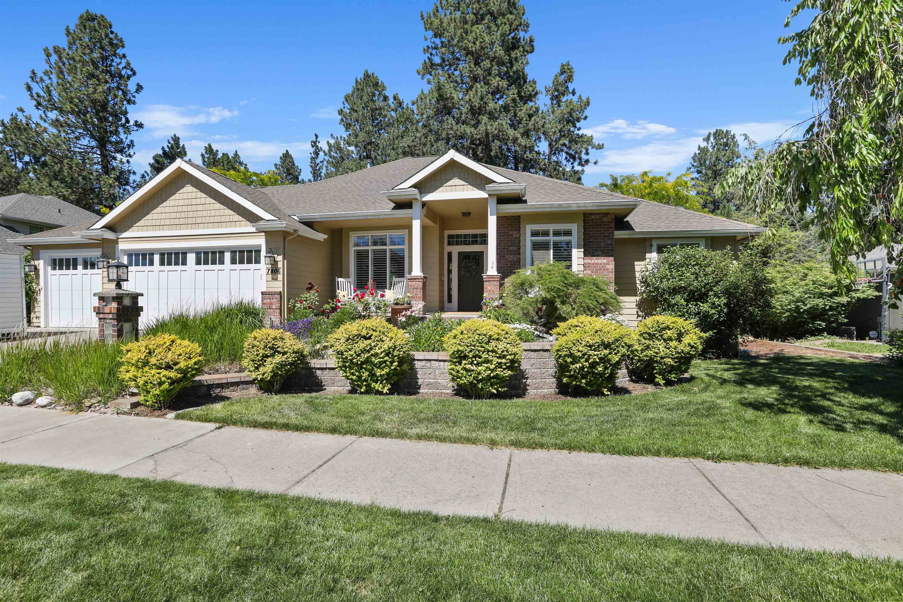 7806 N Quamish Dr - Photo 1