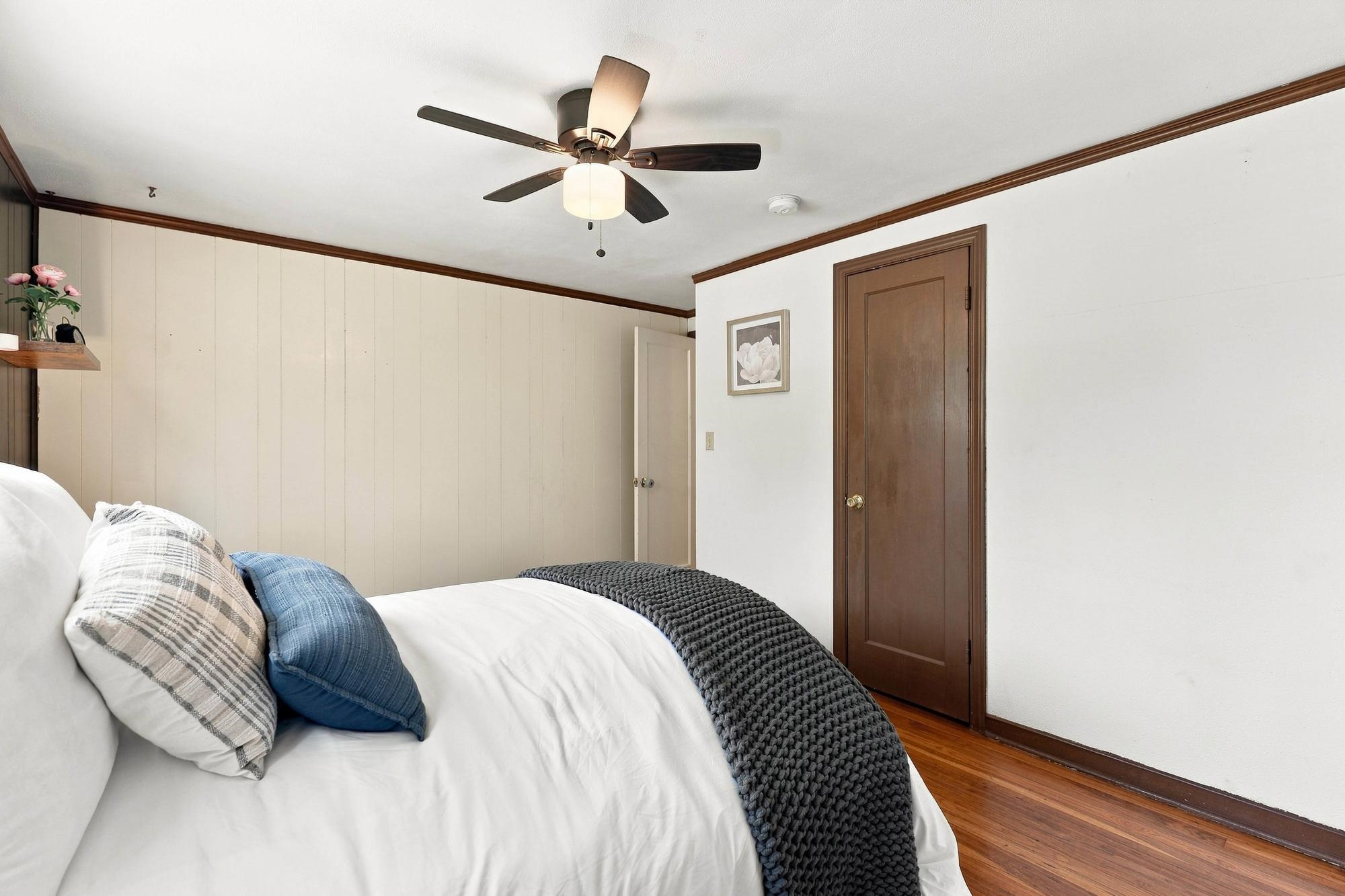 2307 W Broad Ave - Photo 12
