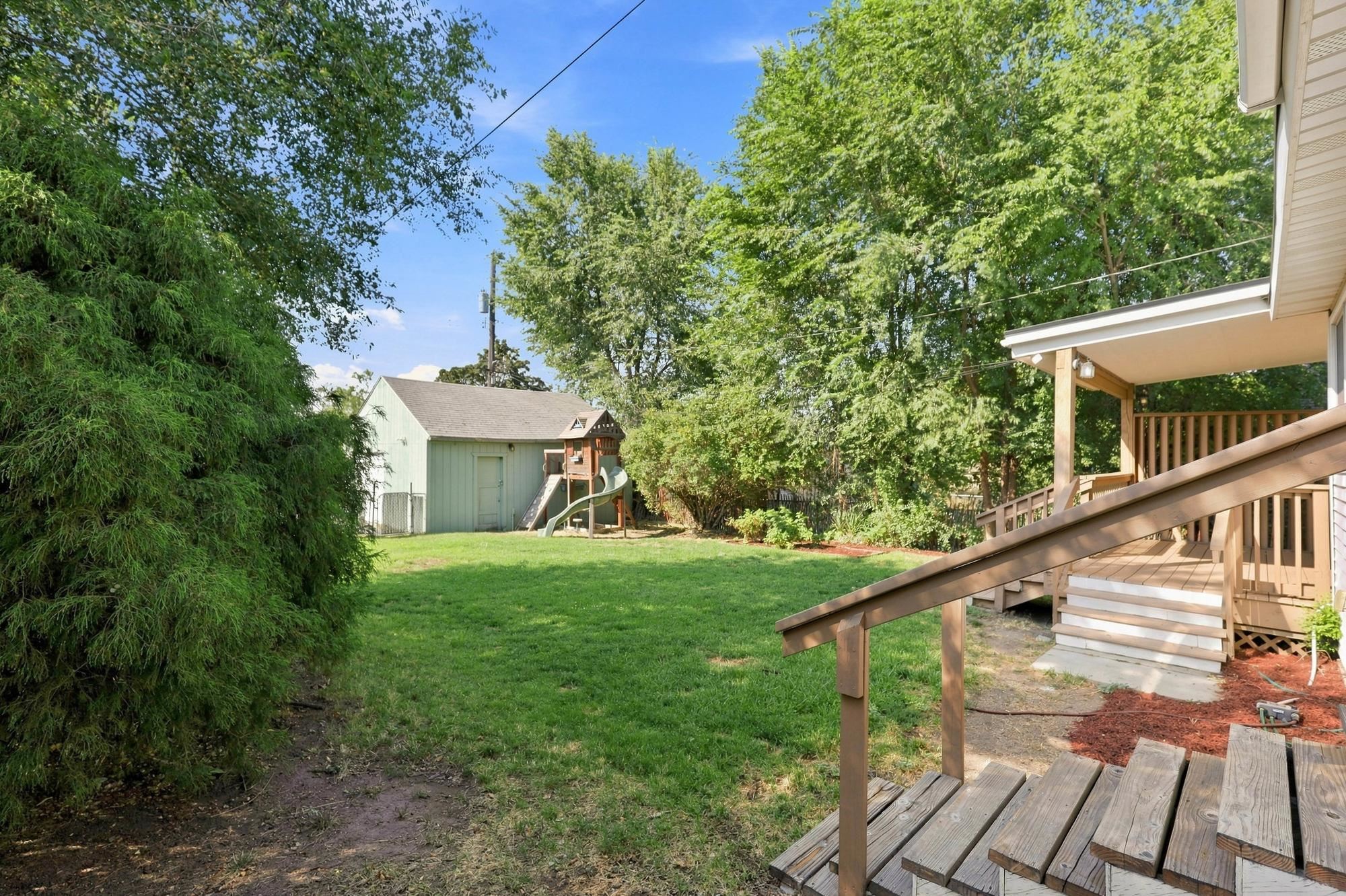 2307 W Broad Ave - Photo 22