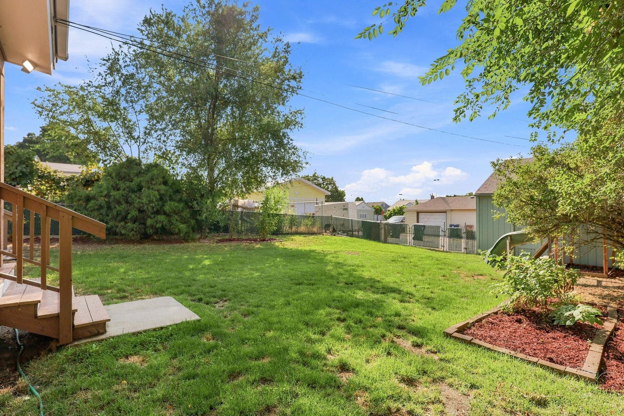 2307 W Broad Ave - Photo 23