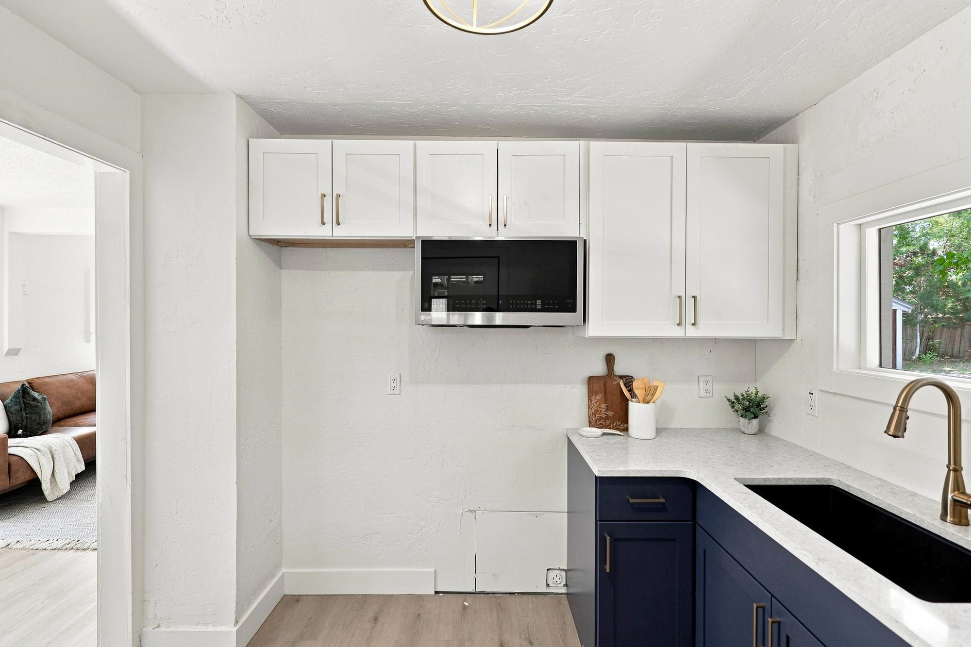 10515 E 10th Ave - Photo 9