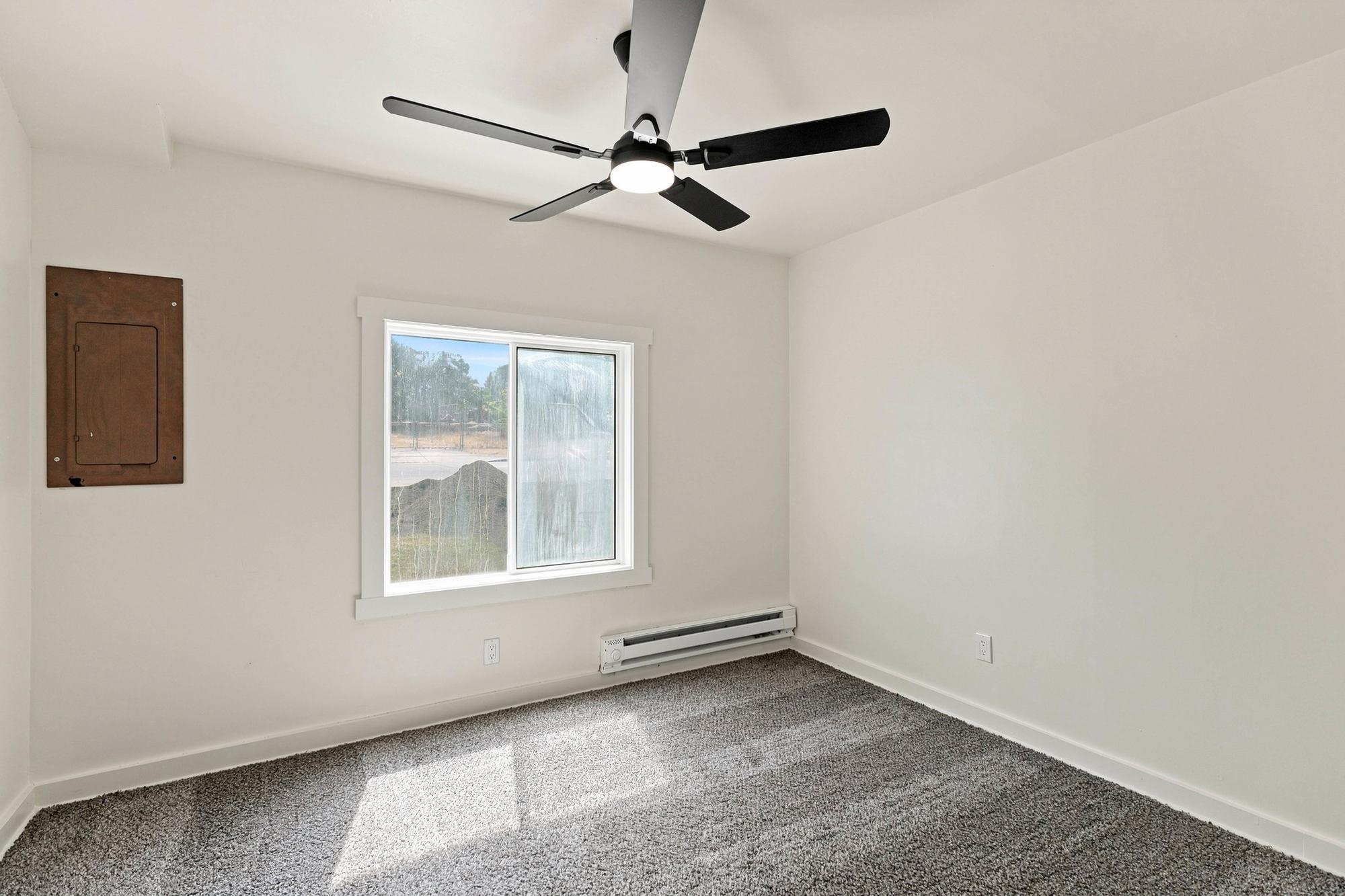 10515 E 10th Ave - Photo 17
