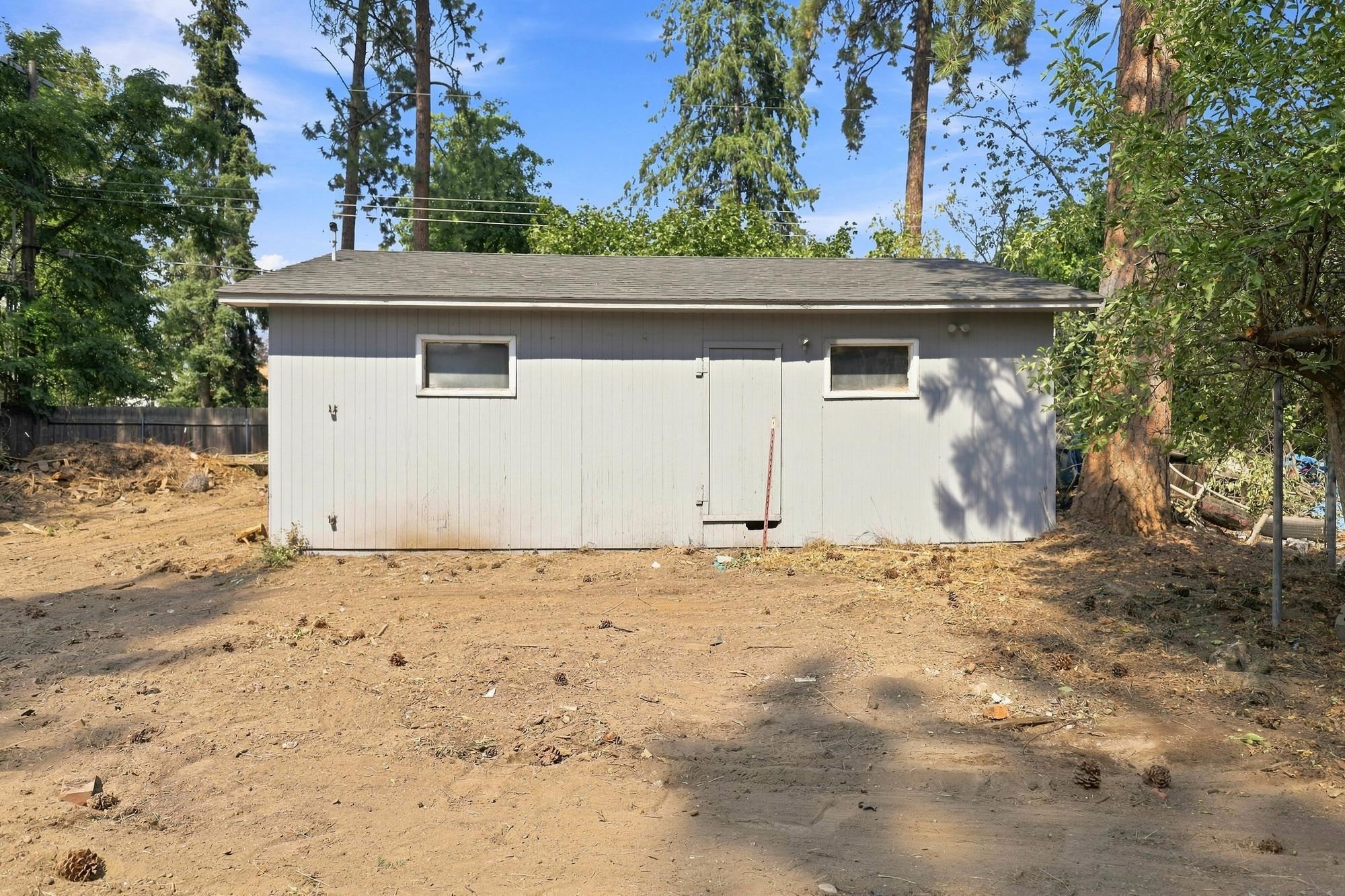 10515 E 10th Ave - Photo 28