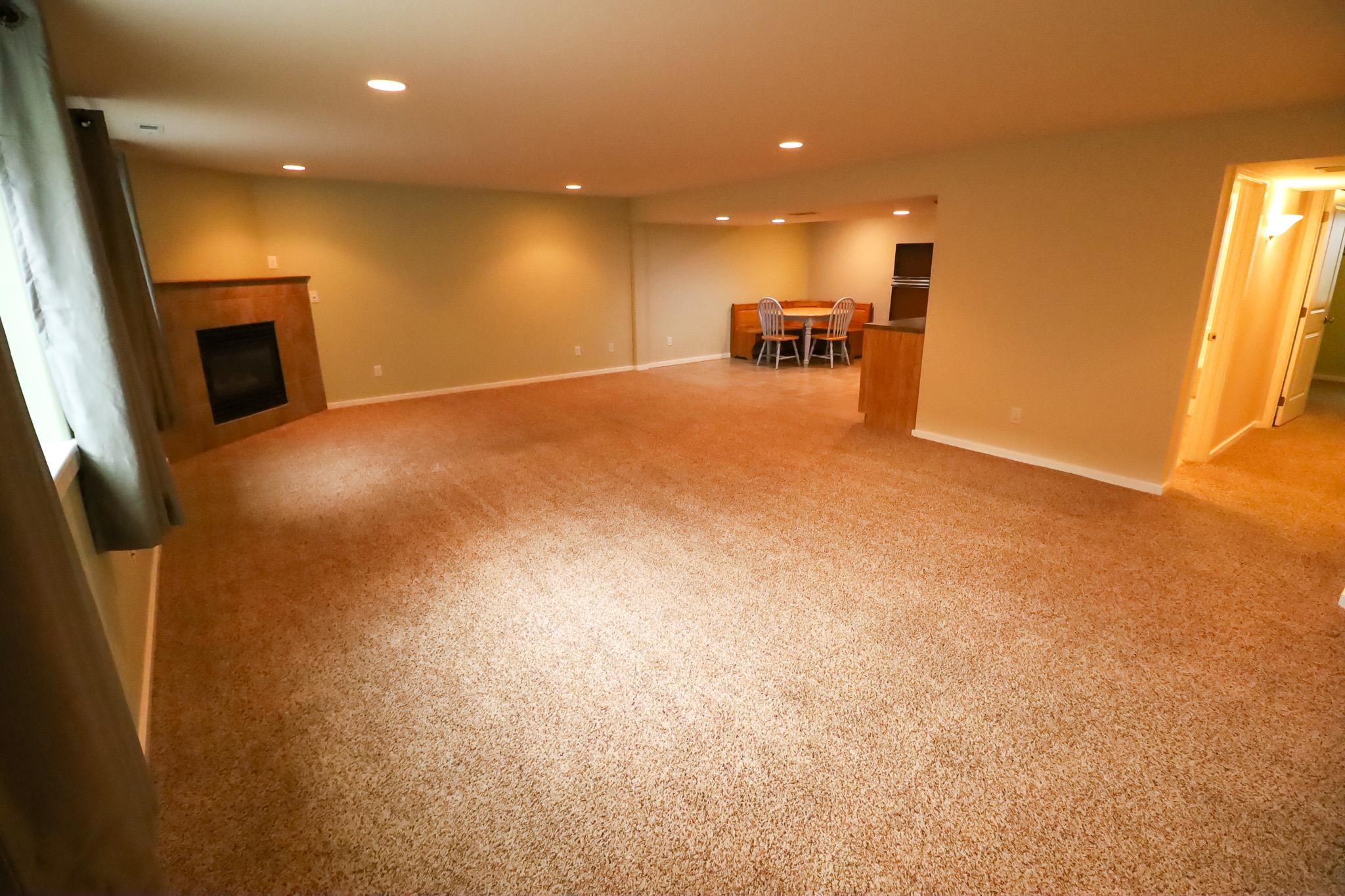 325 E Parker Ct - Photo 8