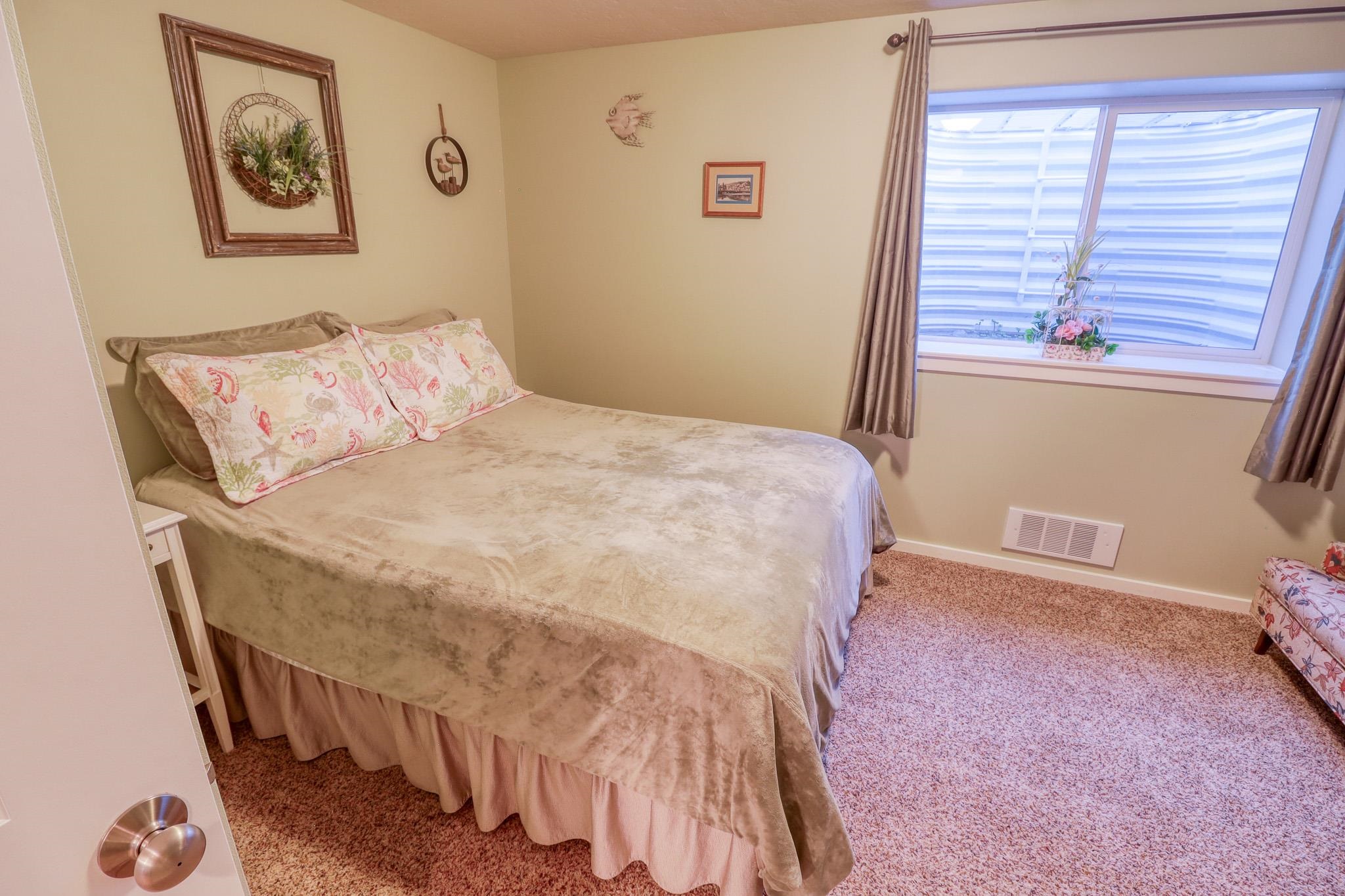 325 E Parker Ct - Photo 13