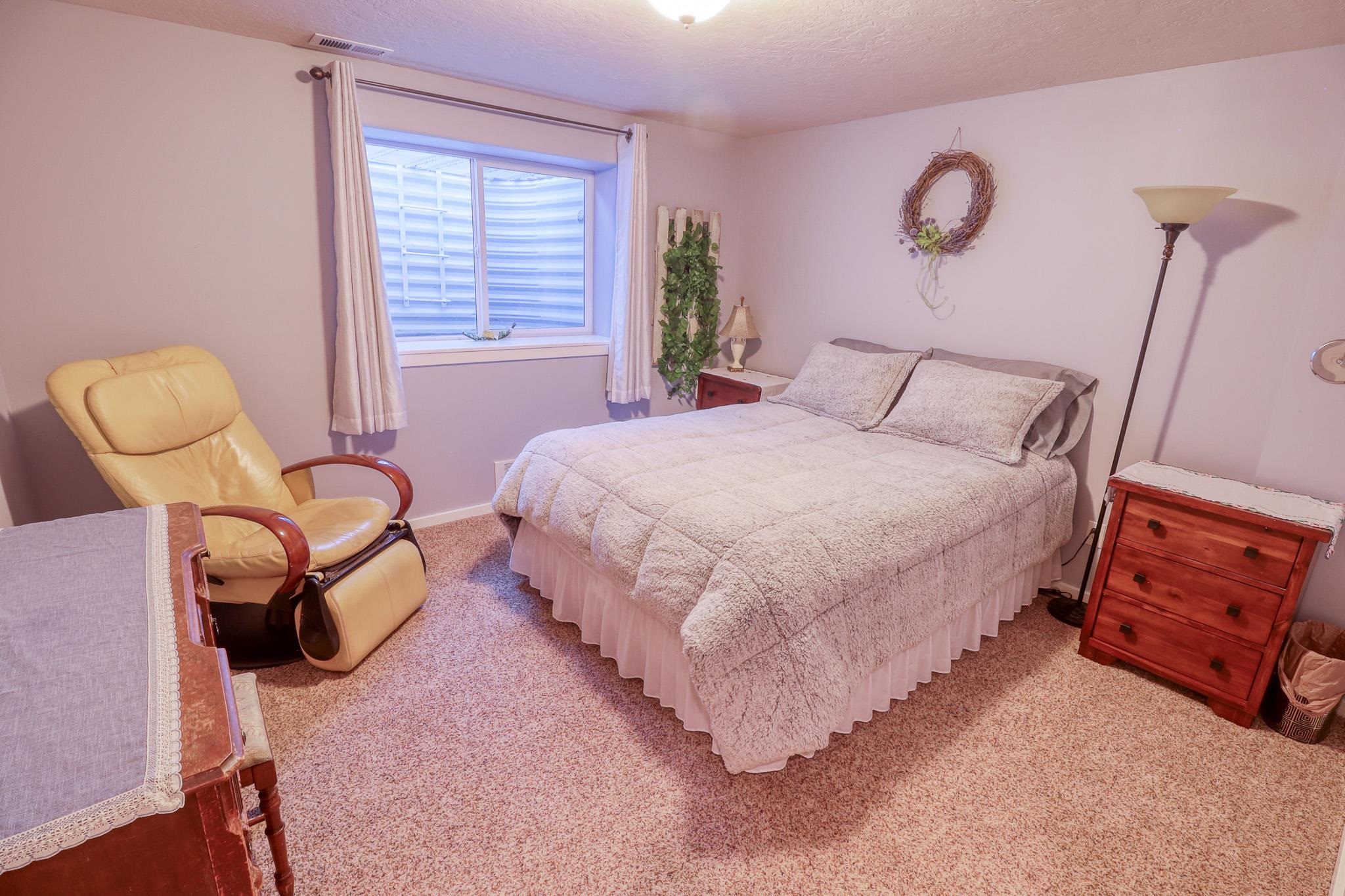 325 E Parker Ct - Photo 14