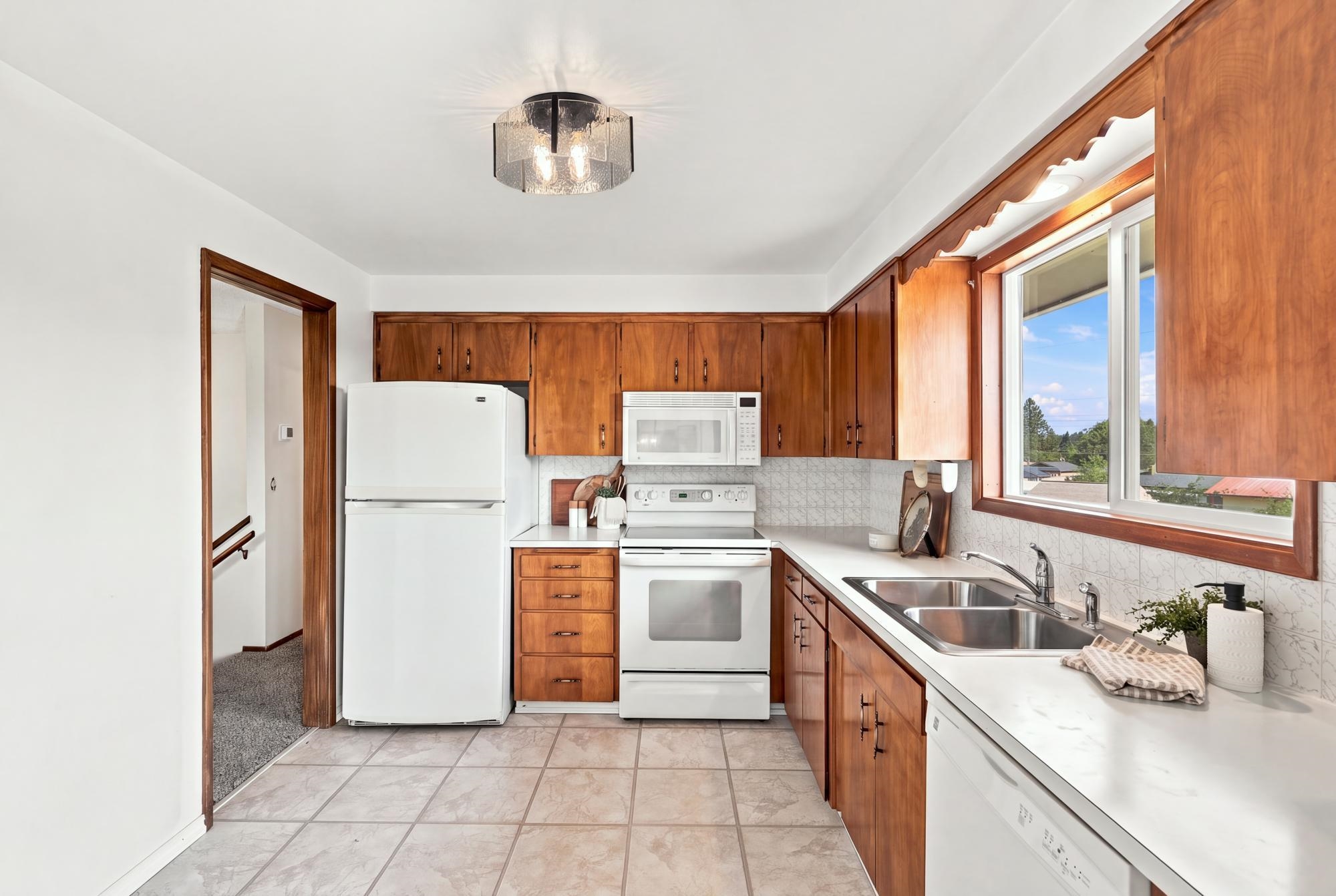 211 E Astor Dr - Photo 11