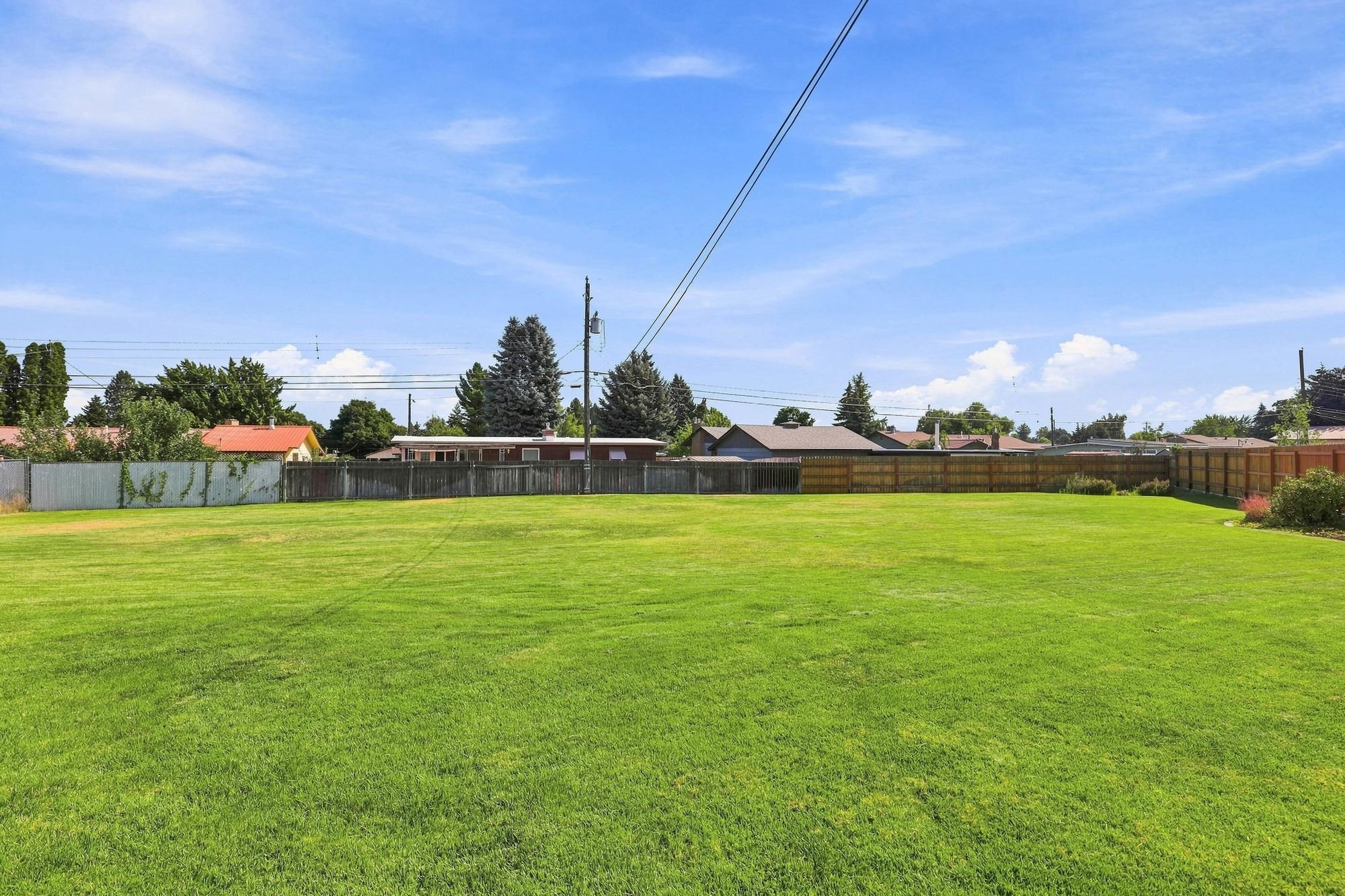 211 E Astor Dr - Photo 30