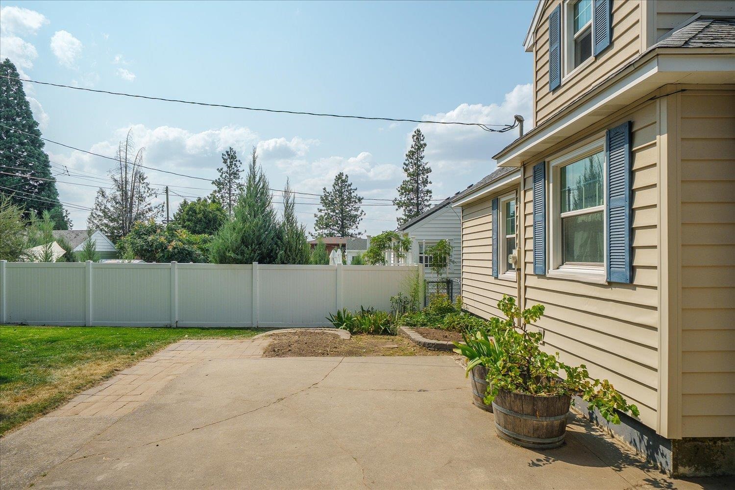 1107 W 27th Ave - Photo 27
