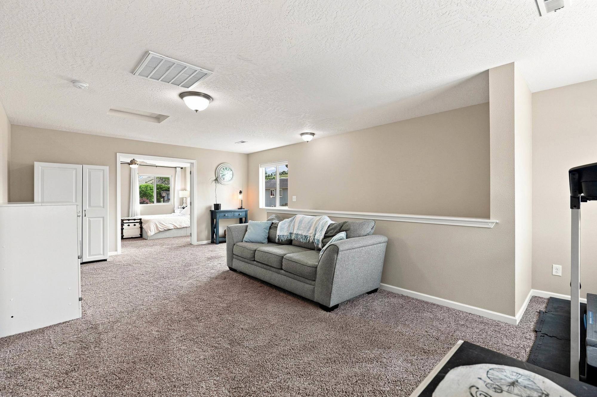 123 S WILLAMETTE St - Photo 23