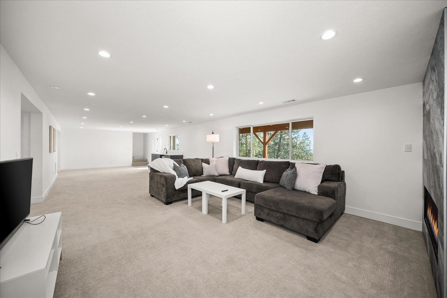 8312 N Northview Rd - Photo 27