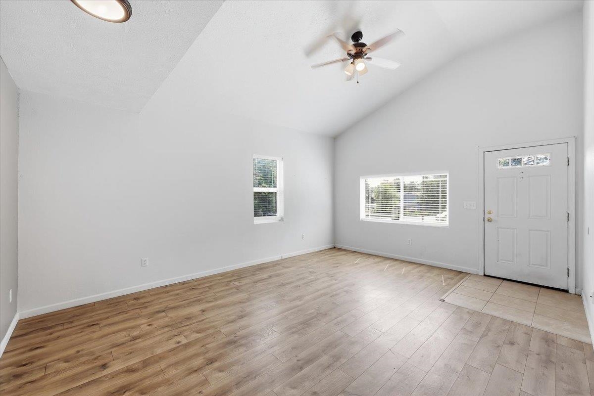2929 E Jackson Ave - Photo 4