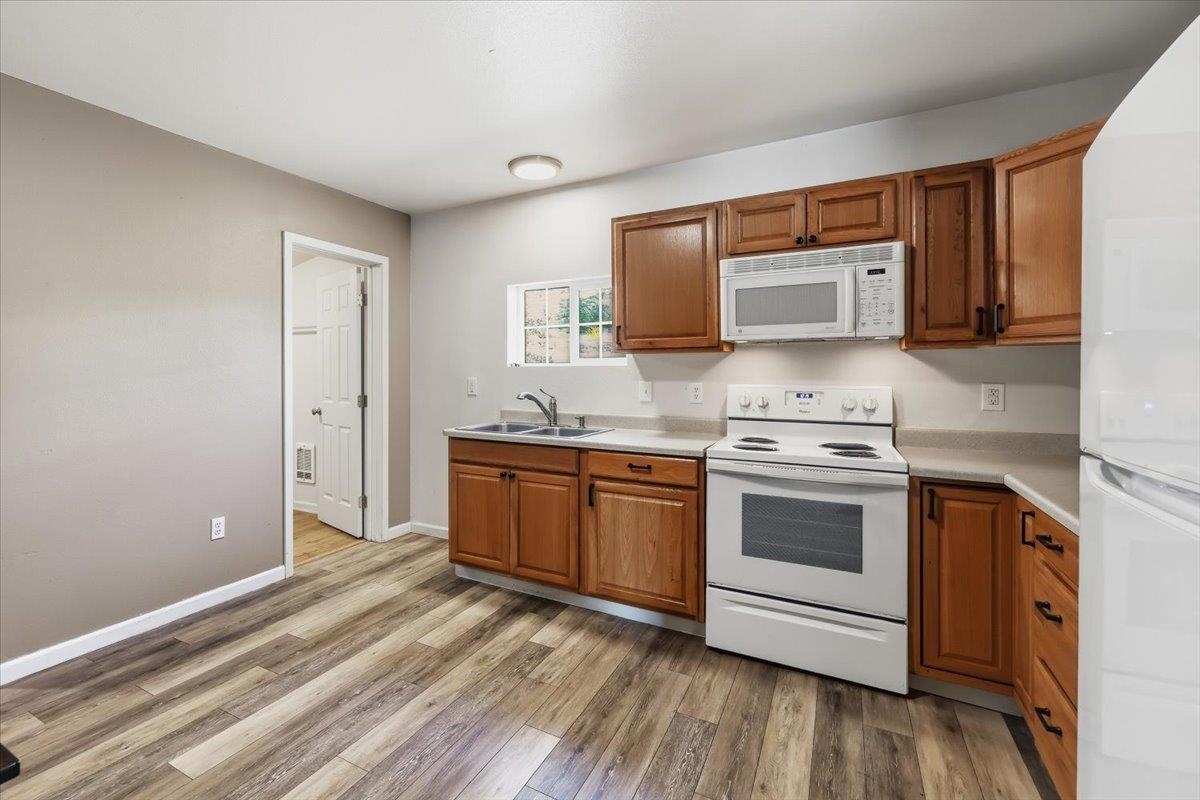 2929 E Jackson Ave - Photo 9