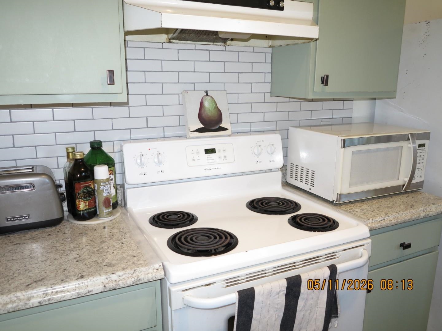 107 W James St - Photo 10