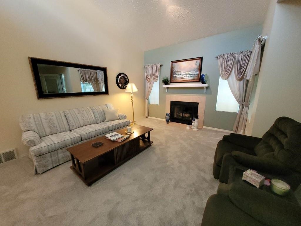 624 W Holmberg Ln - Photo 9