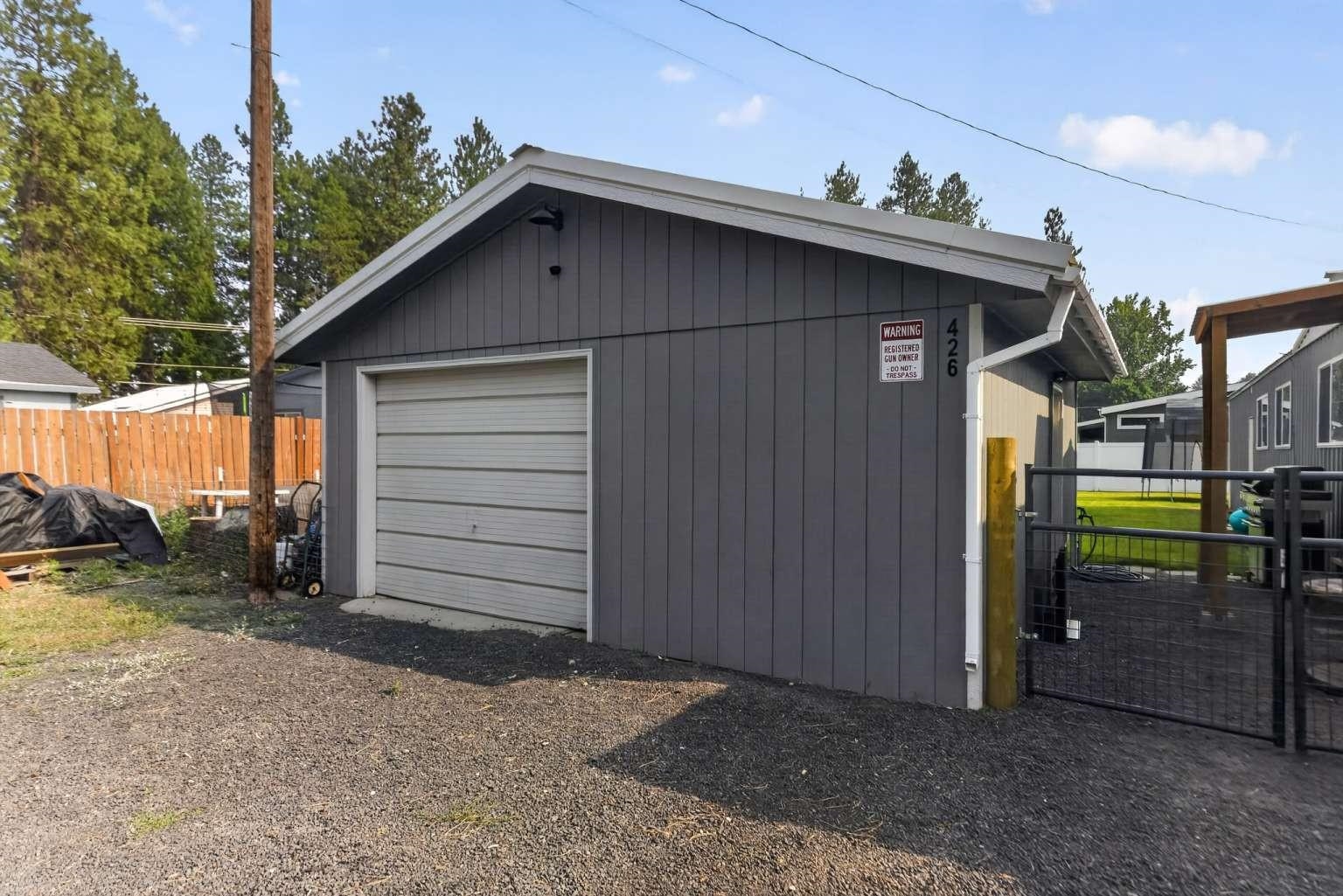 426 E 6TH Ave - Photo 6