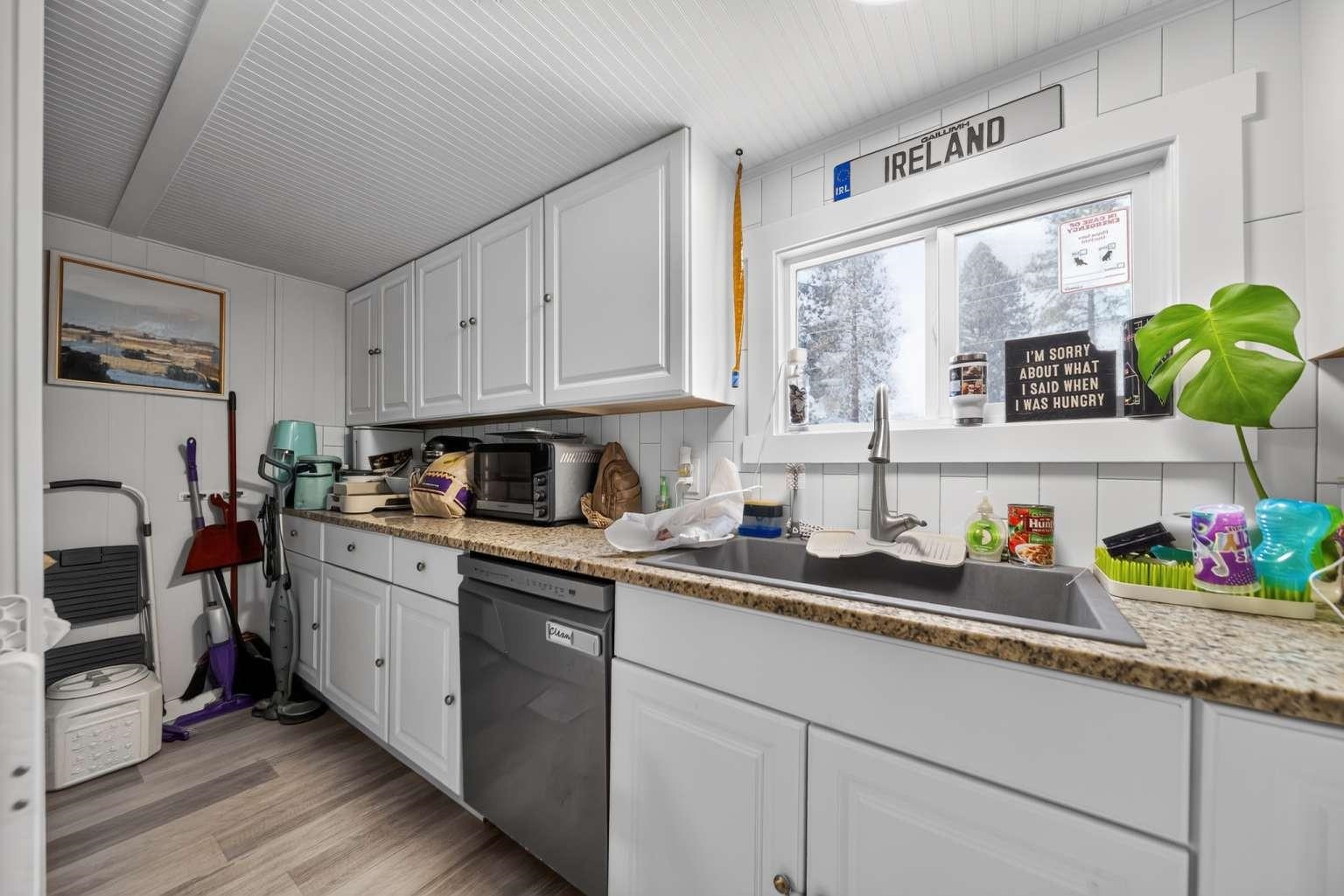 426 E 6TH Ave - Photo 26
