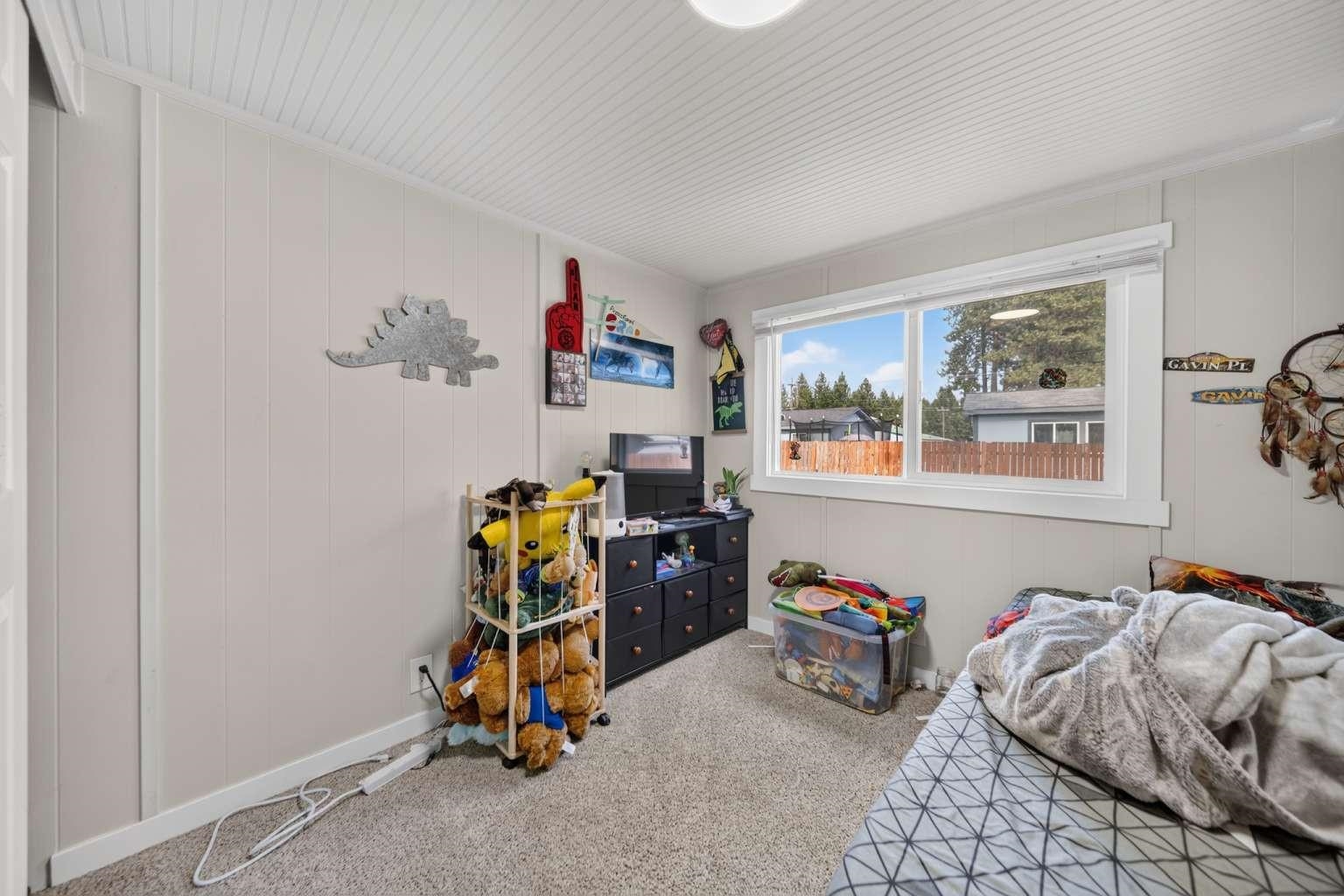426 E 6TH Ave - Photo 33