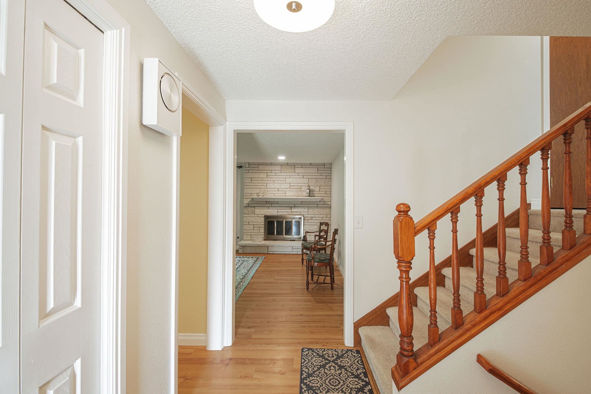 9924 N Woodridge Dr - Photo 8