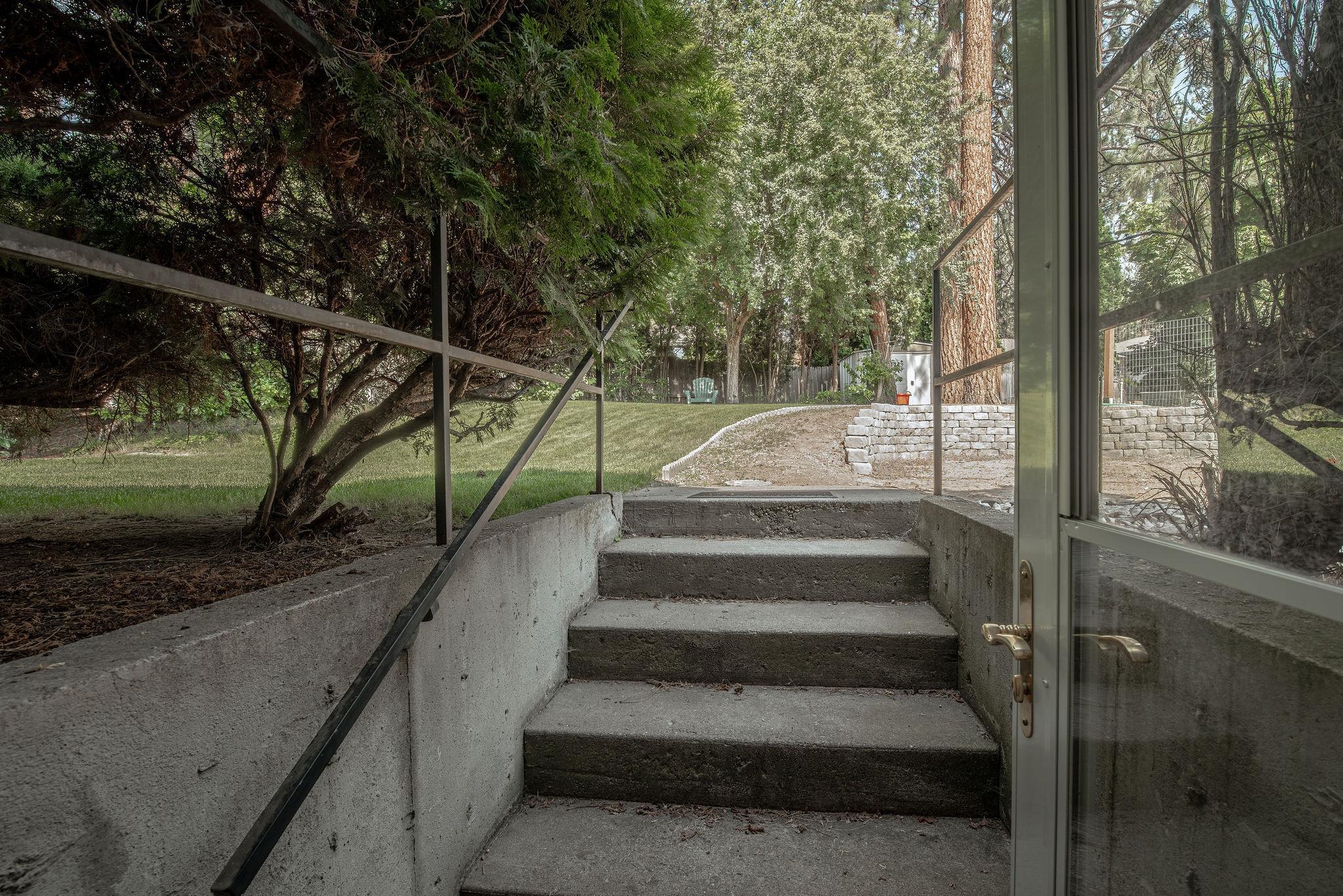 9924 N Woodridge Dr - Photo 39