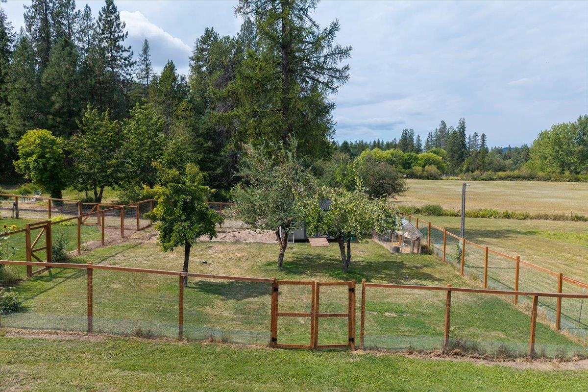 2781 Clarke Rd - Photo 28