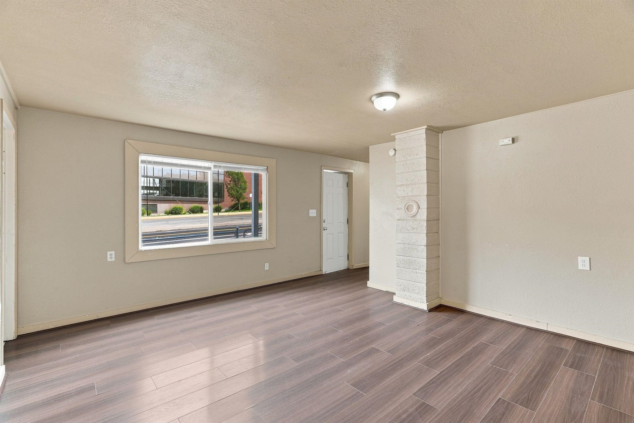 603 W Augusta Ave - Photo 5