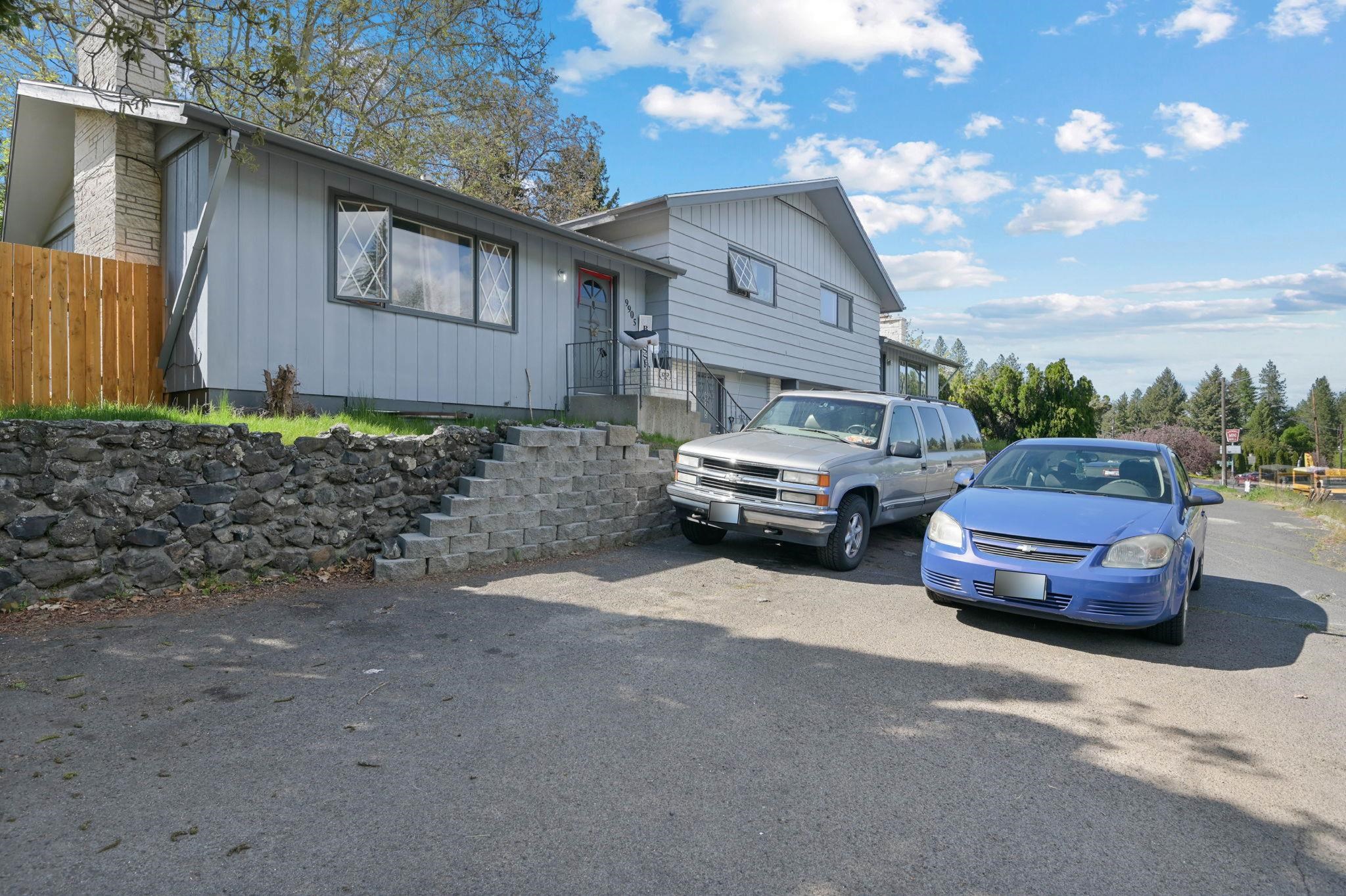 9907 N Waikiki Rd - Photo 3