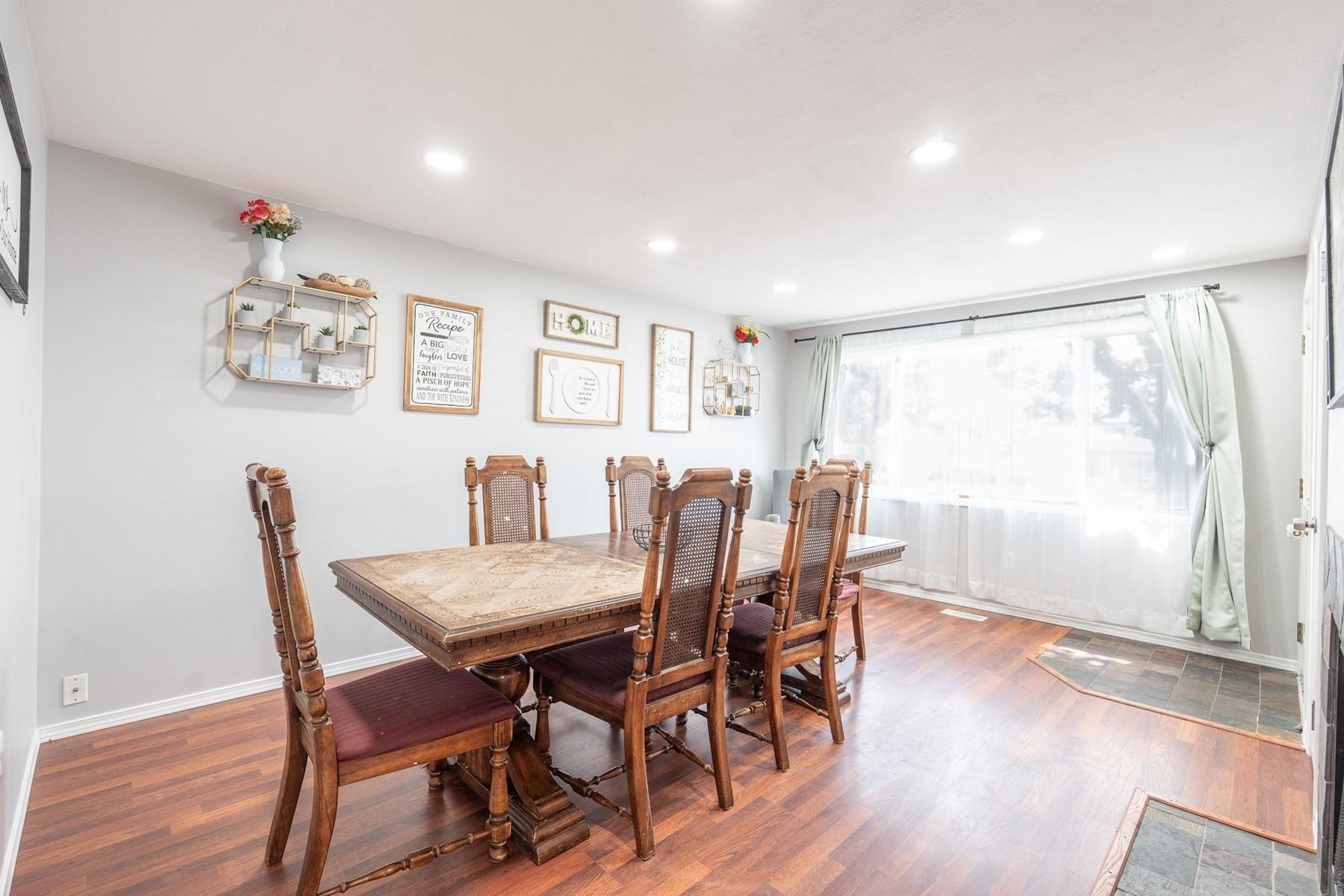 701 E Bismark Ave - Photo 3