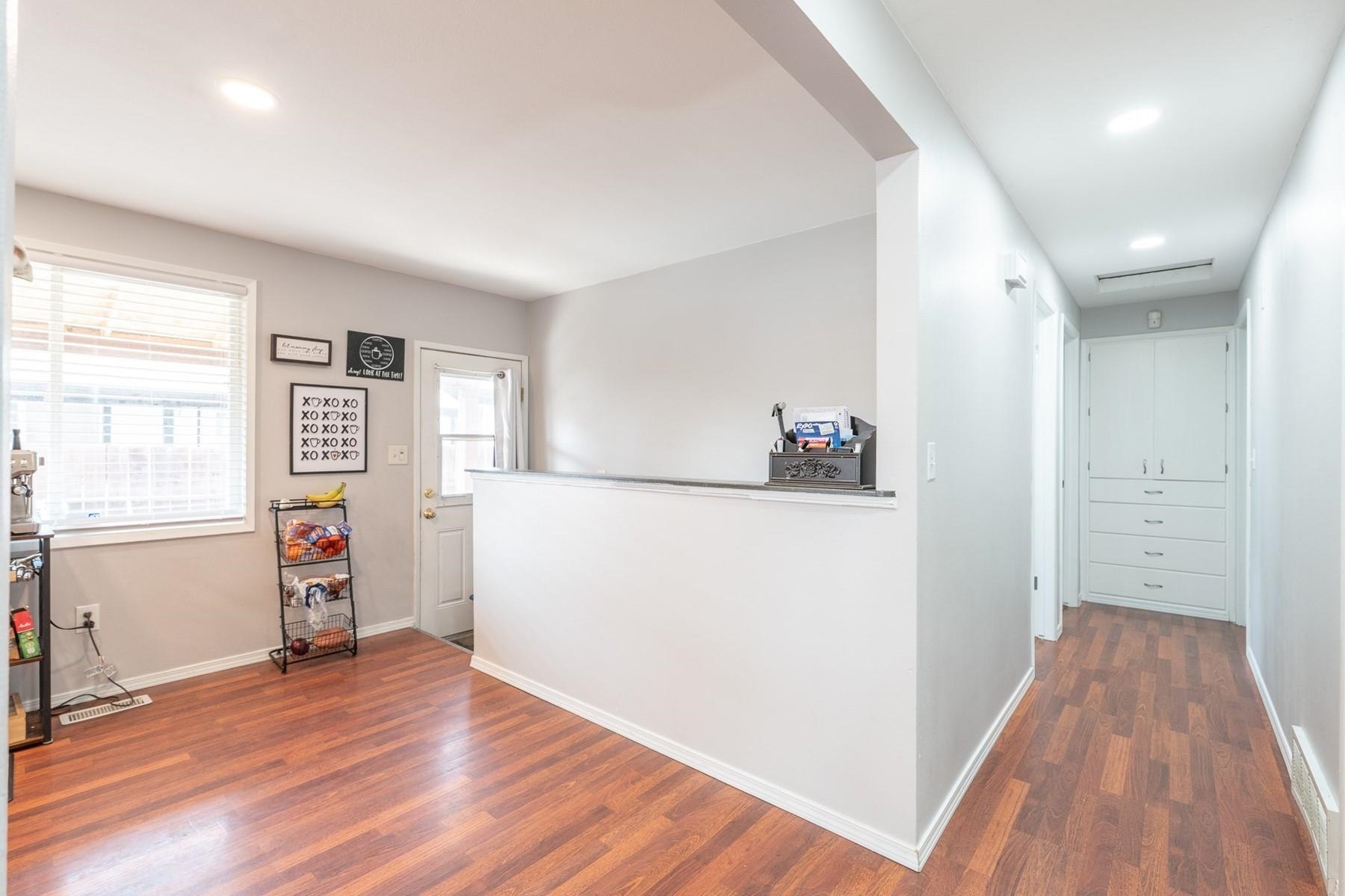 701 E Bismark Ave - Photo 7