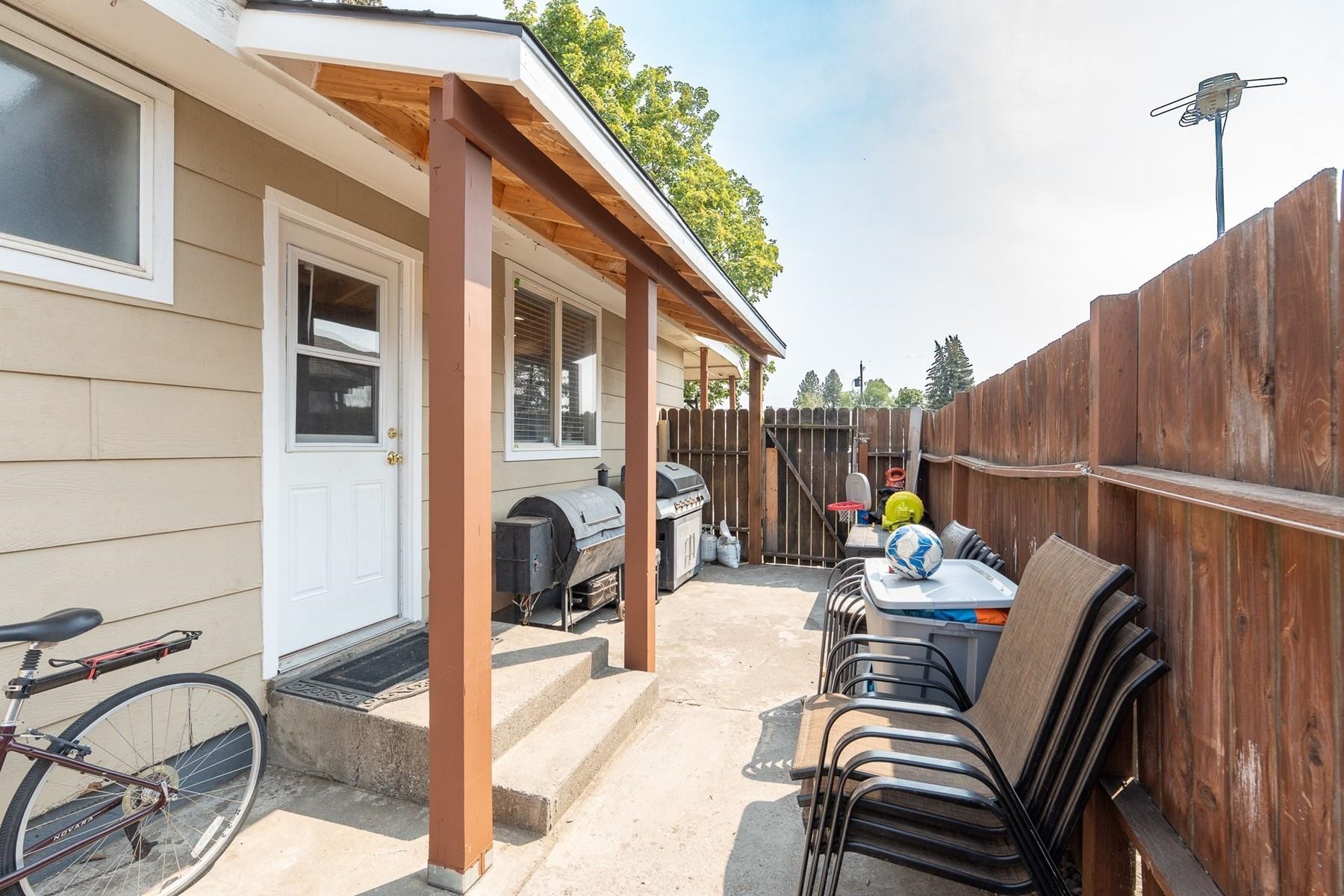 701 E Bismark Ave - Photo 32