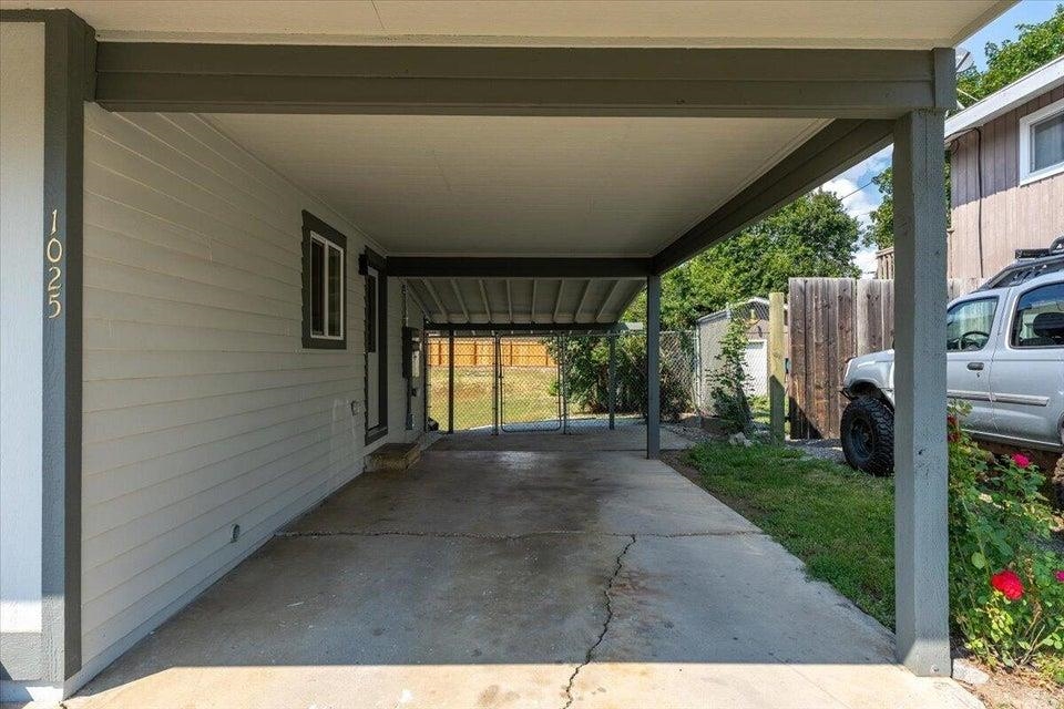 1025 E Ivy Ave - Photo 3
