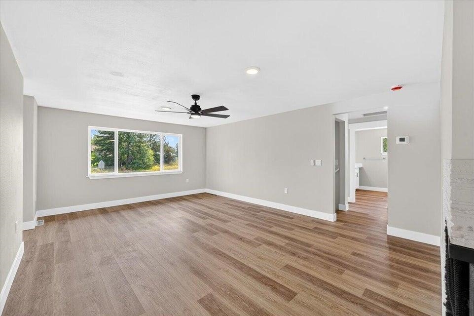 1025 E Ivy Ave - Photo 7