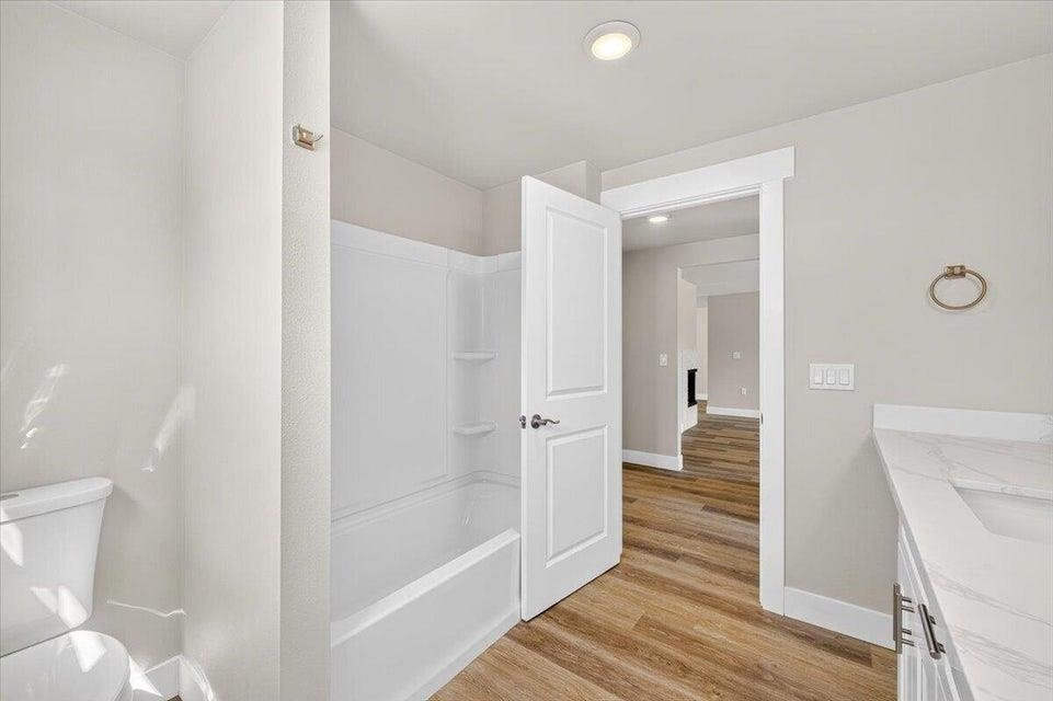 1025 E Ivy Ave - Photo 15