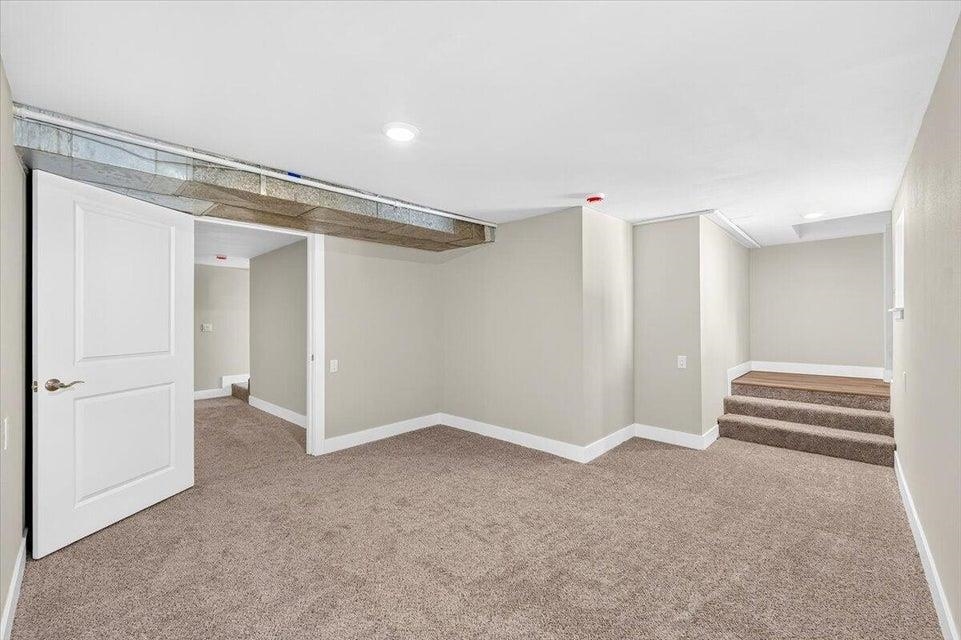 1025 E Ivy Ave - Photo 22