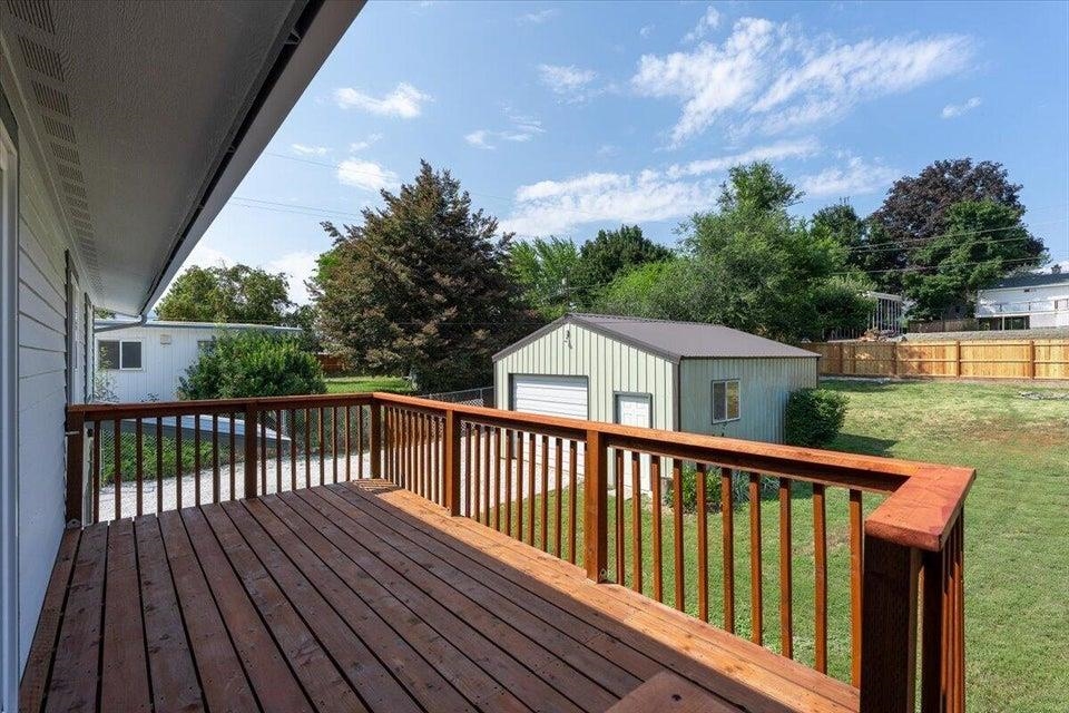 1025 E Ivy Ave - Photo 24