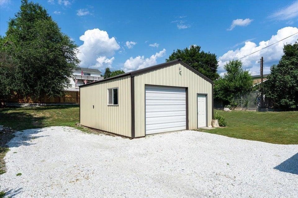 1025 E Ivy Ave - Photo 29