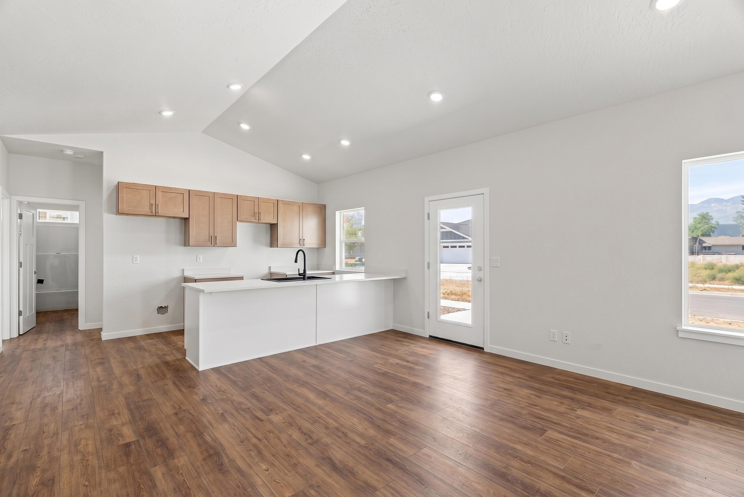 17428 E Maxwell Ave - Photo 4