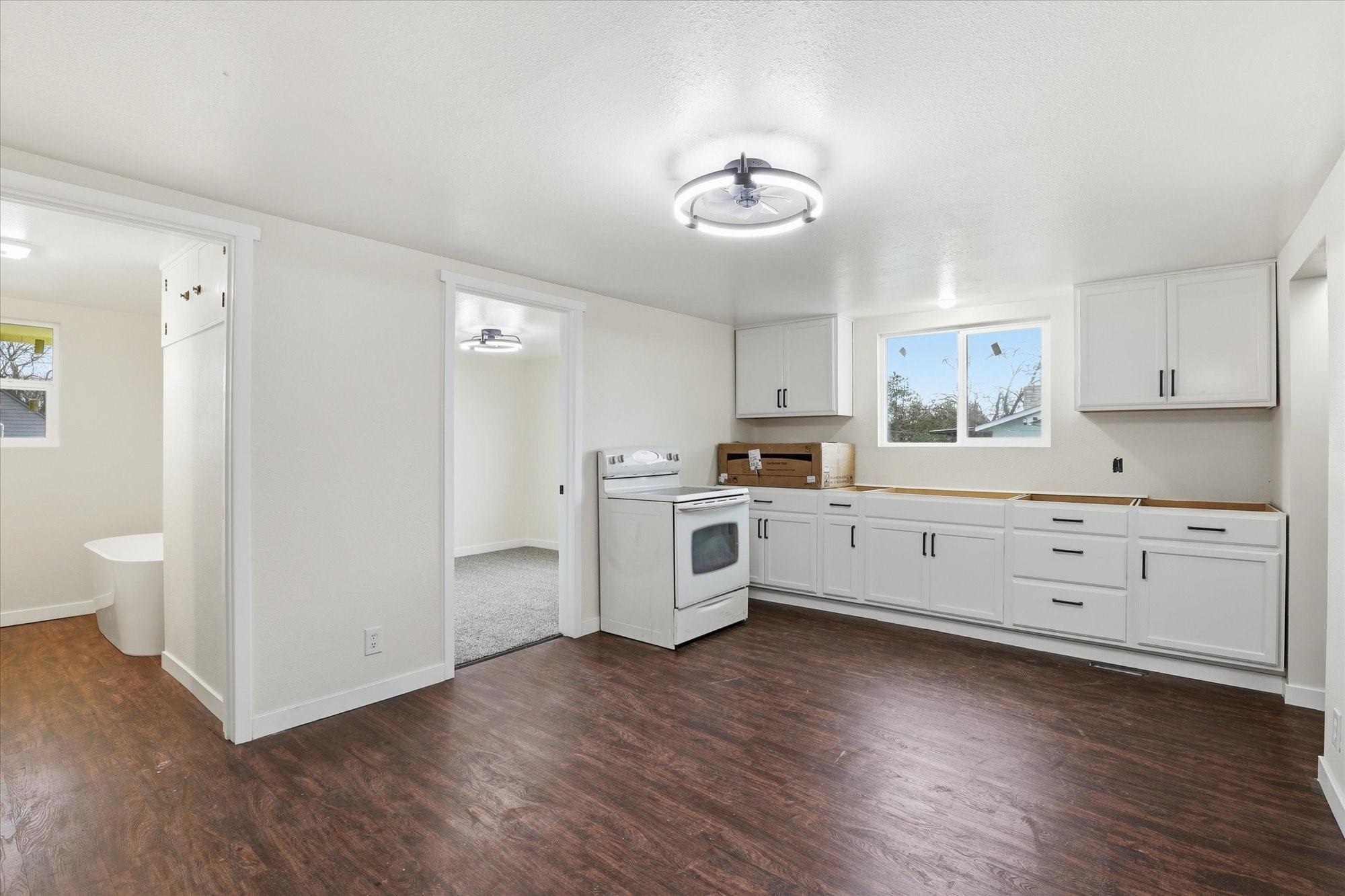 14902 E Valleyway Ave - Photo 7
