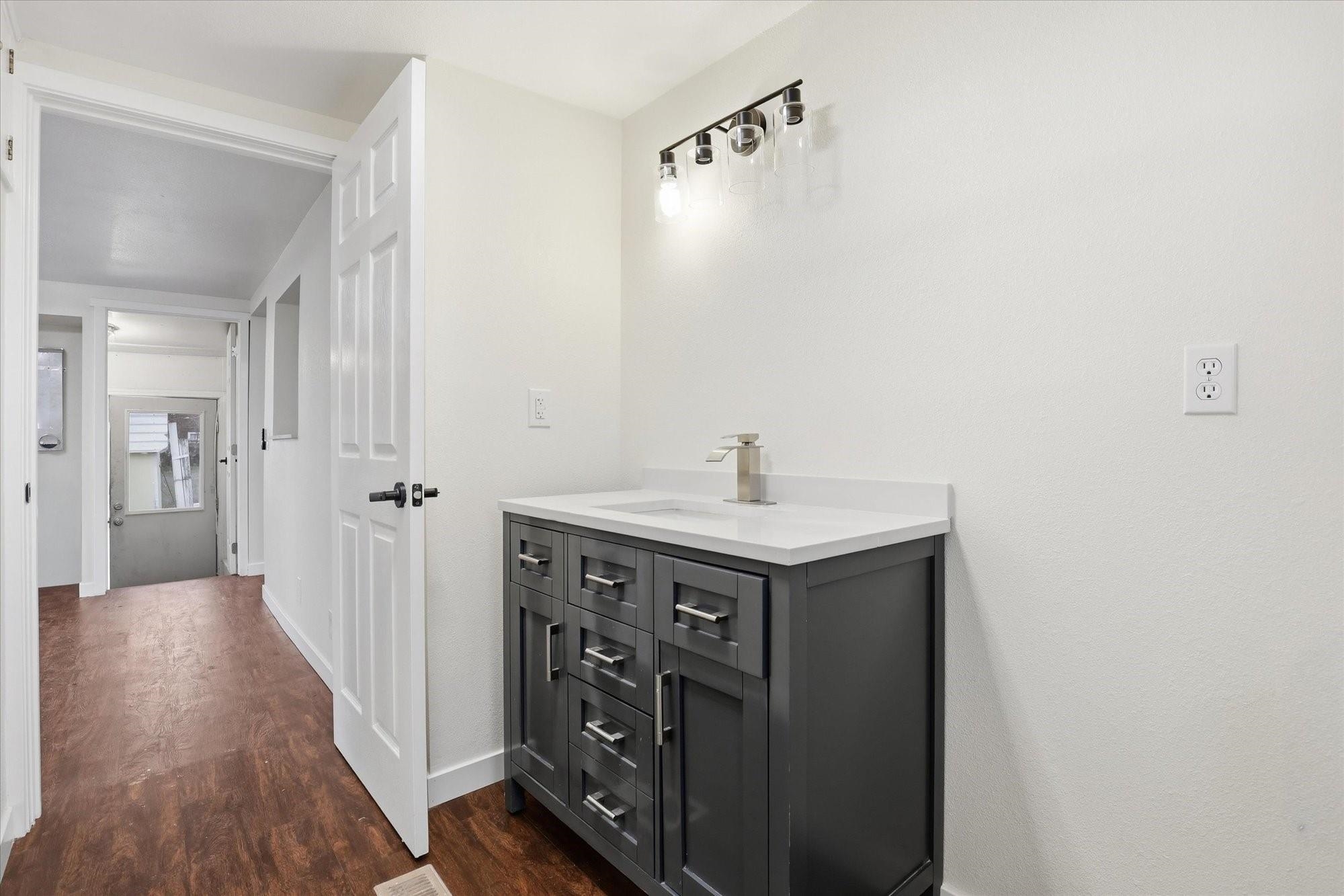 14902 E Valleyway Ave - Photo 13