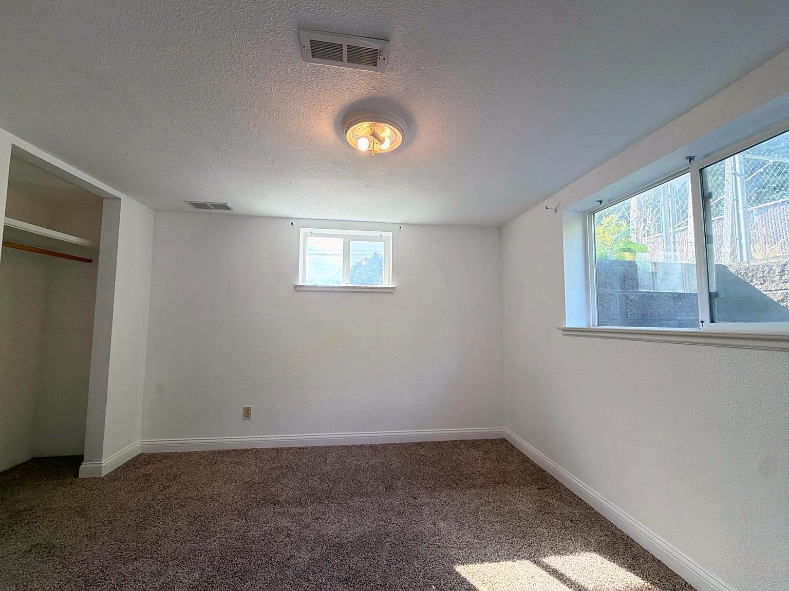 4015 N Ash St - Photo 14