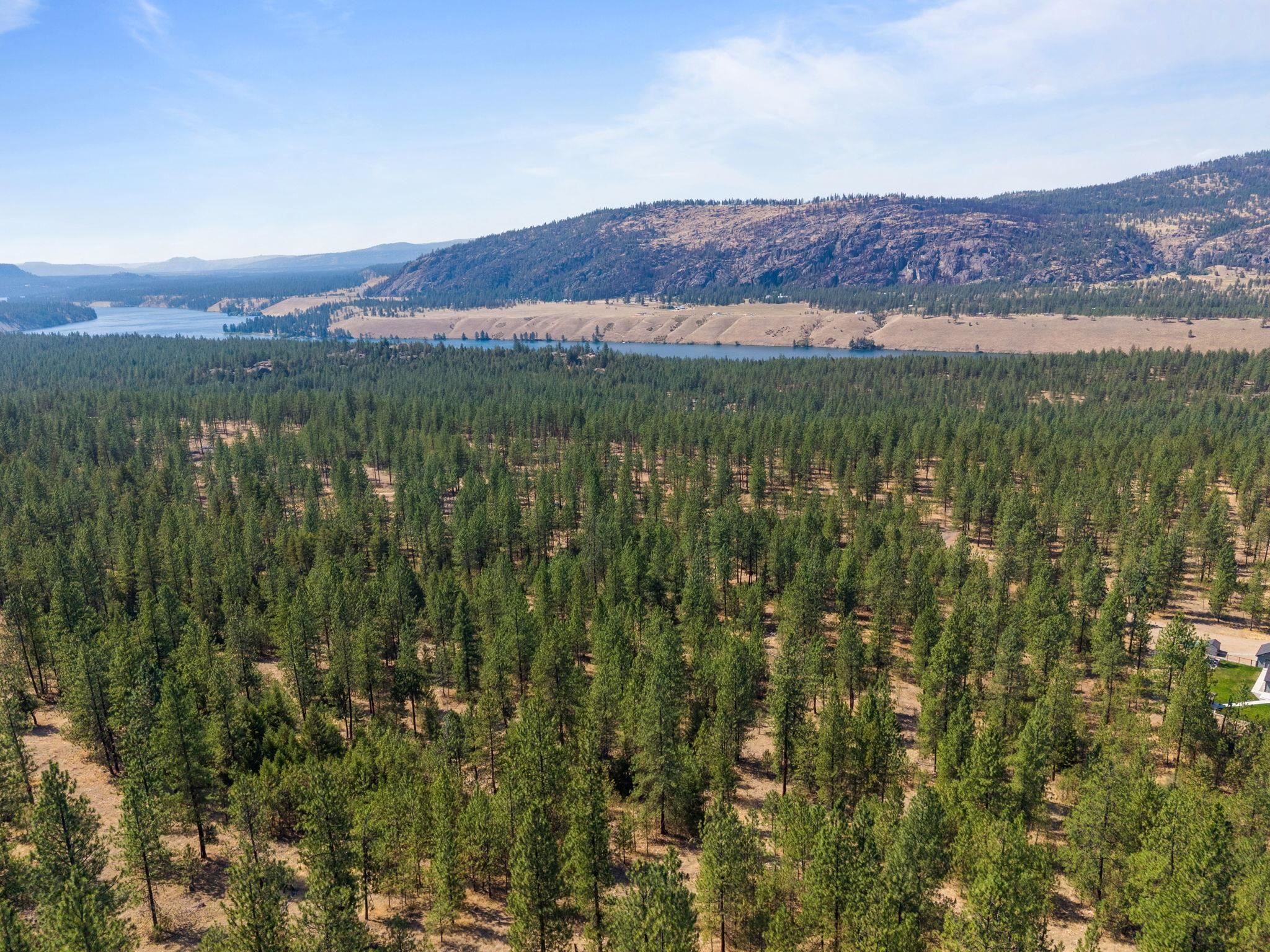 00 N MATHIAS Ln - Photo 9