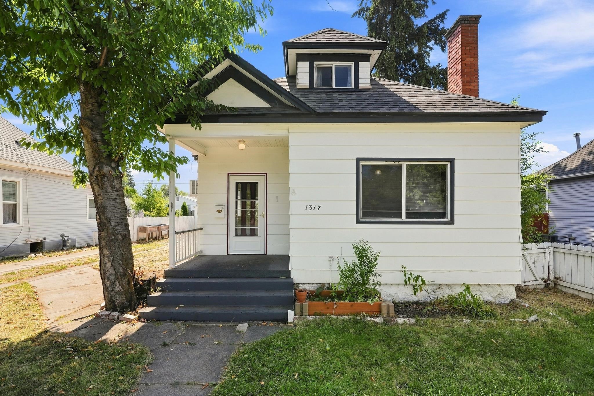 1317 W Dalton Ave - Photo 1