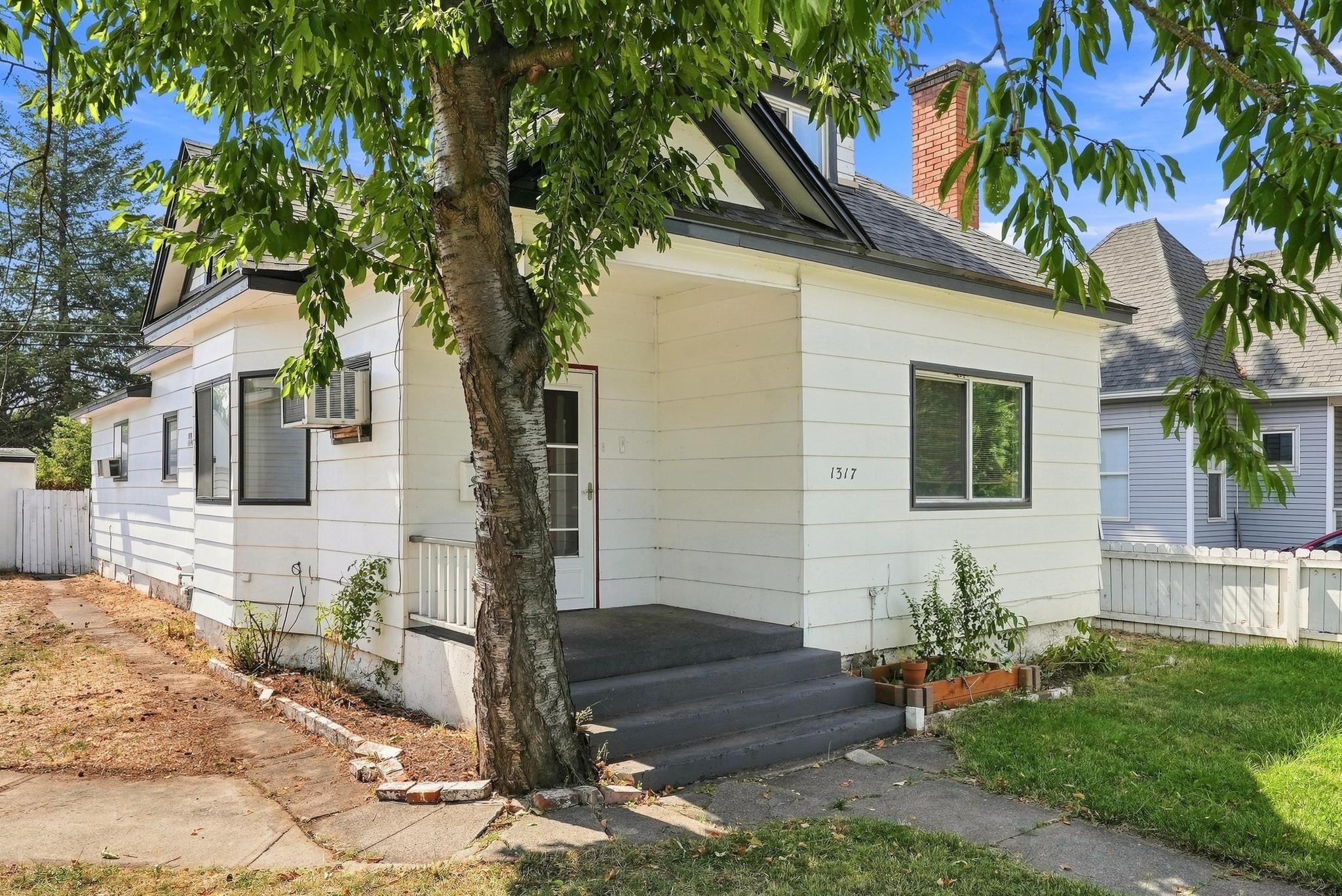 1317 W Dalton Ave - Photo 2