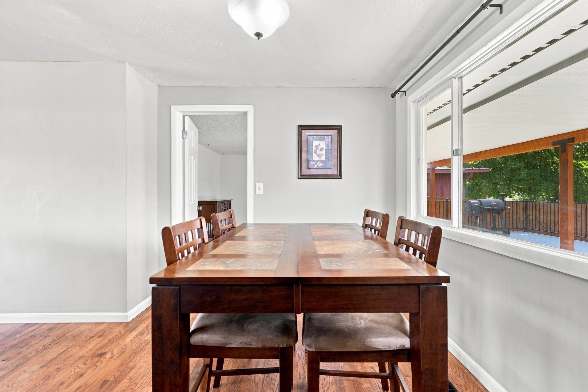 10510 E Desmet Ave - Photo 8