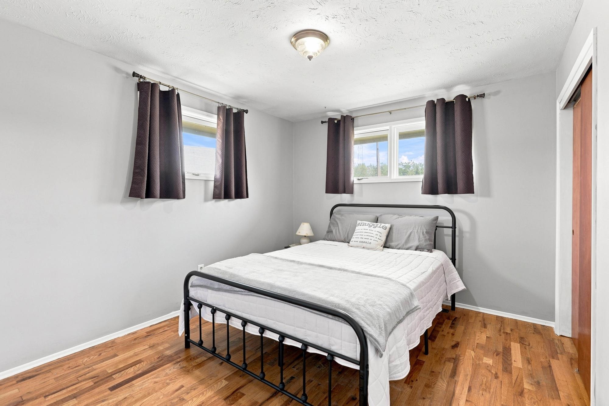 10510 E Desmet Ave - Photo 17