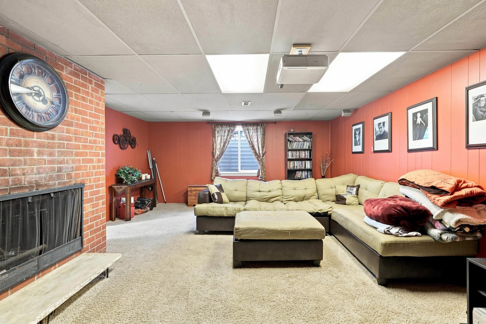 10510 E Desmet Ave - Photo 27