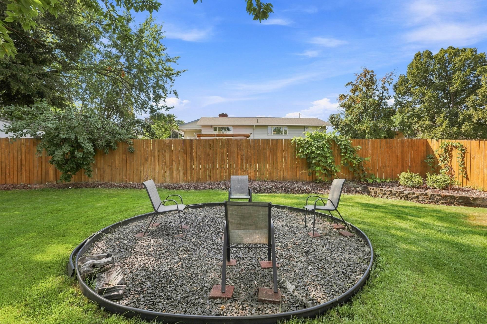 10510 E Desmet Ave - Photo 37