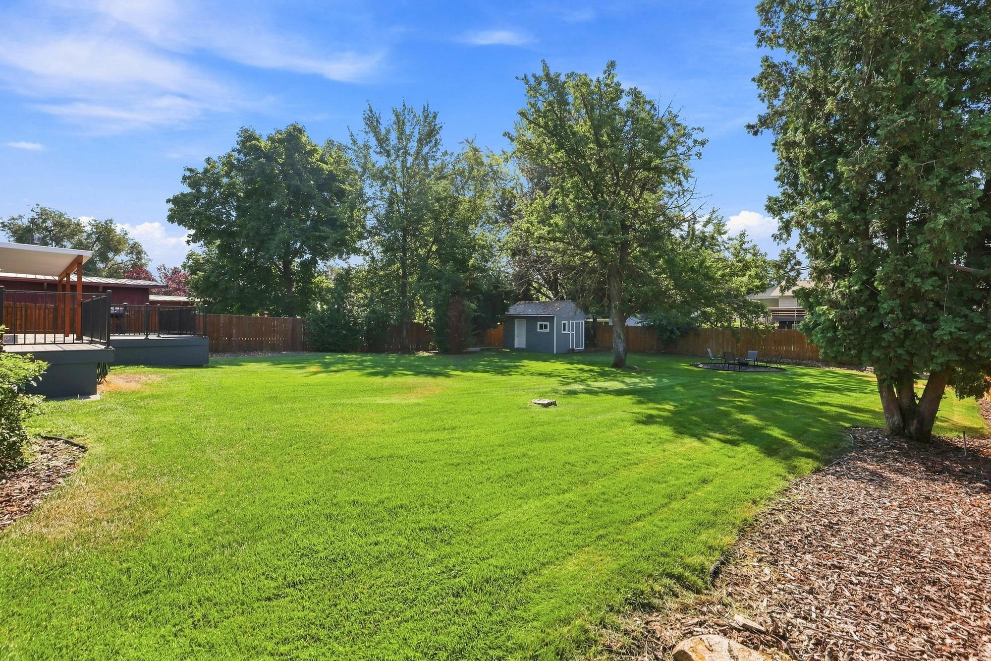 10510 E Desmet Ave - Photo 38