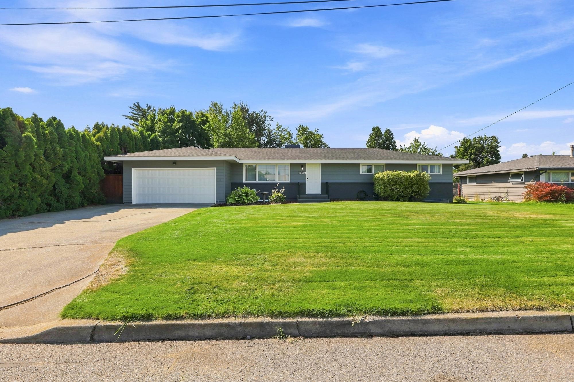 10510 E Desmet Ave - Photo 42