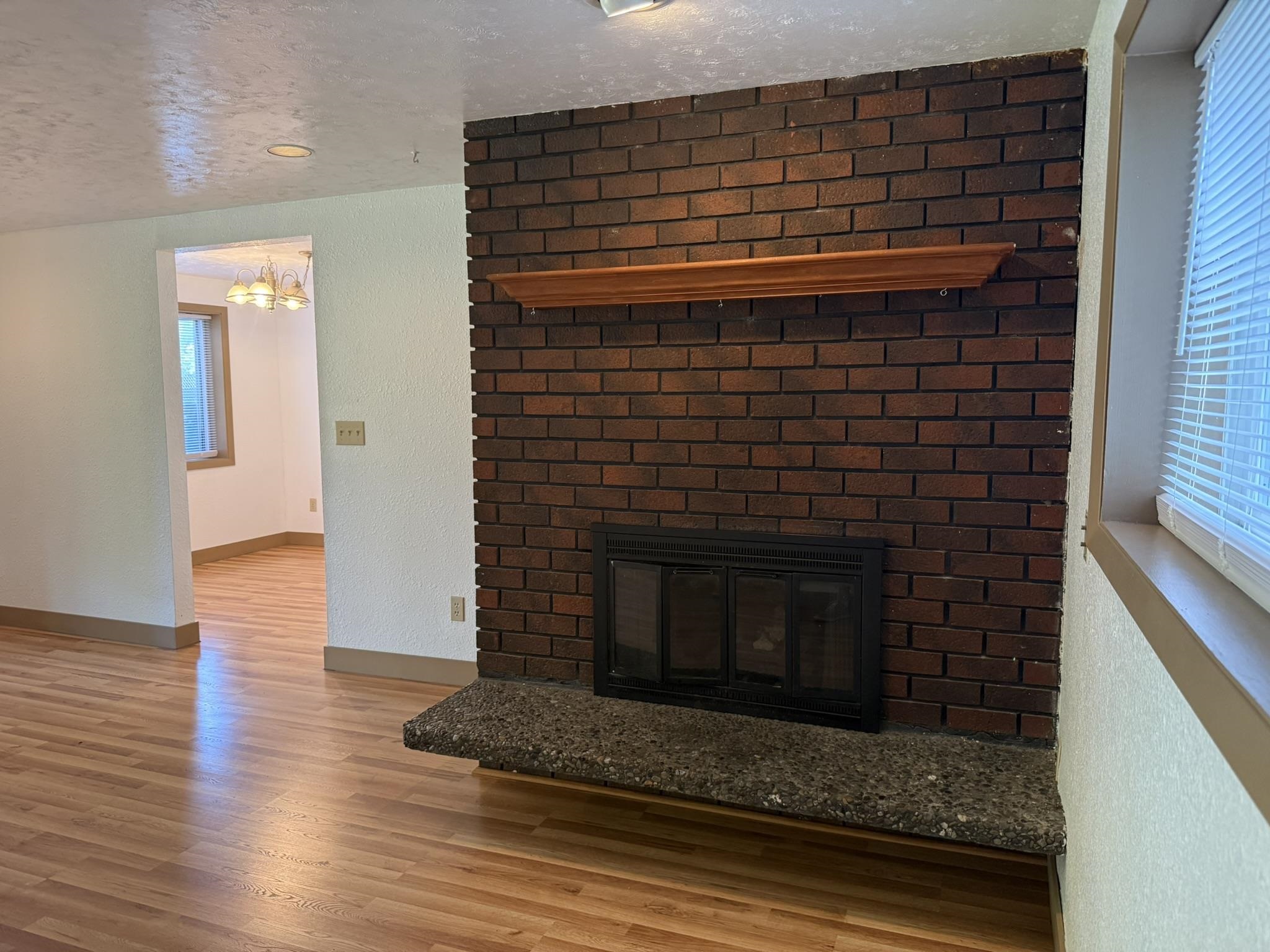 920-922 N Locust Rd - Photo 13